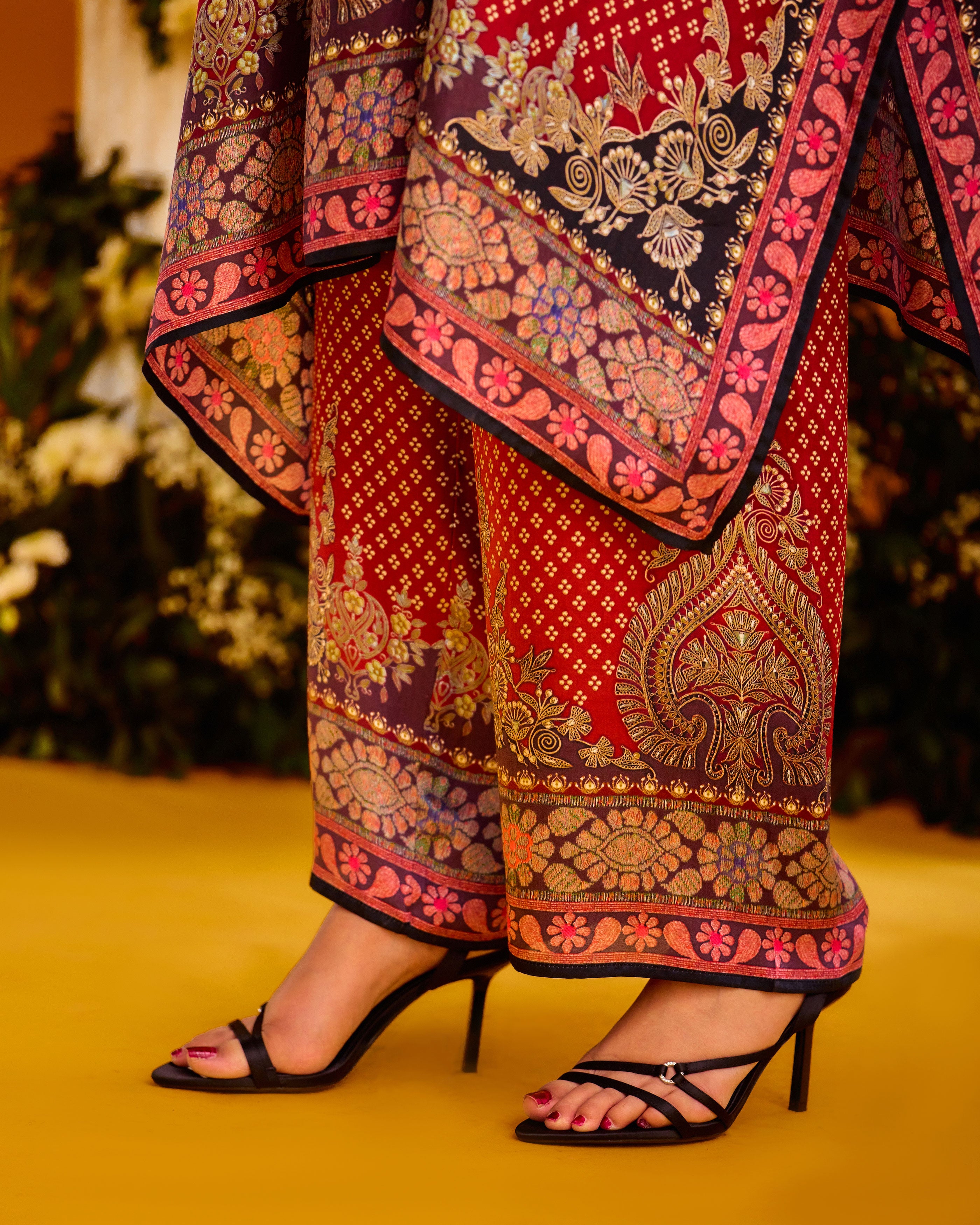 Baati : Chantelle 42" - Brick Red