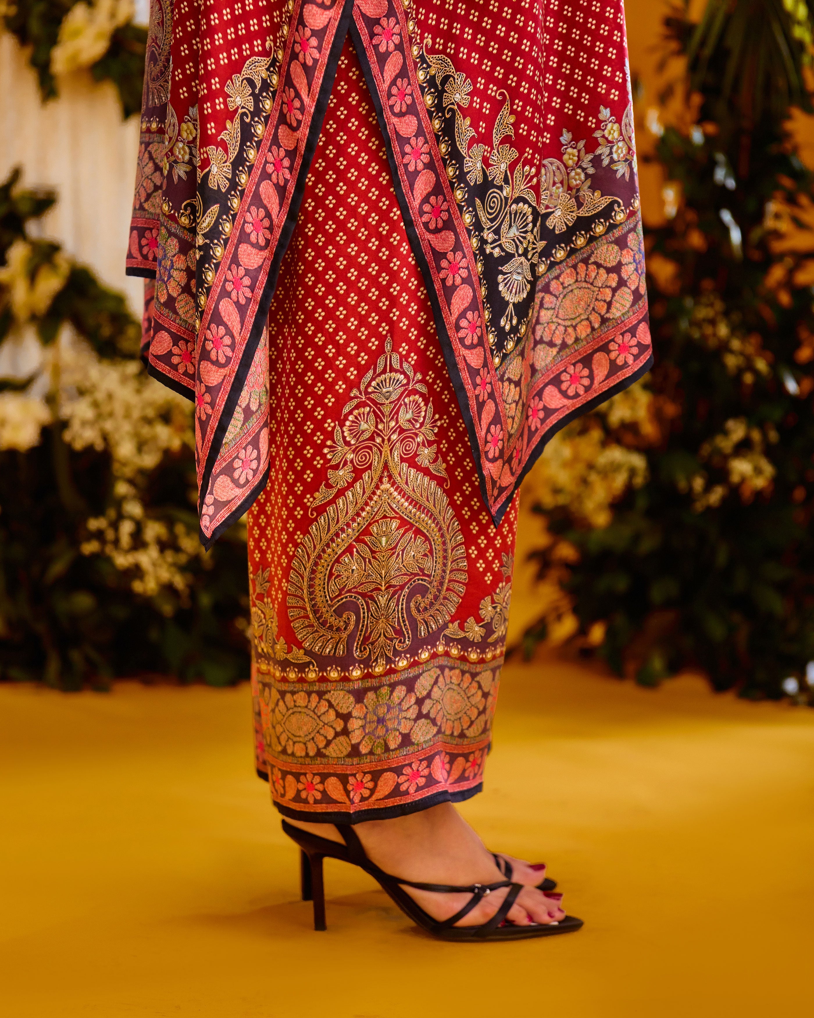 Baati : Chantelle 42" - Brick Red
