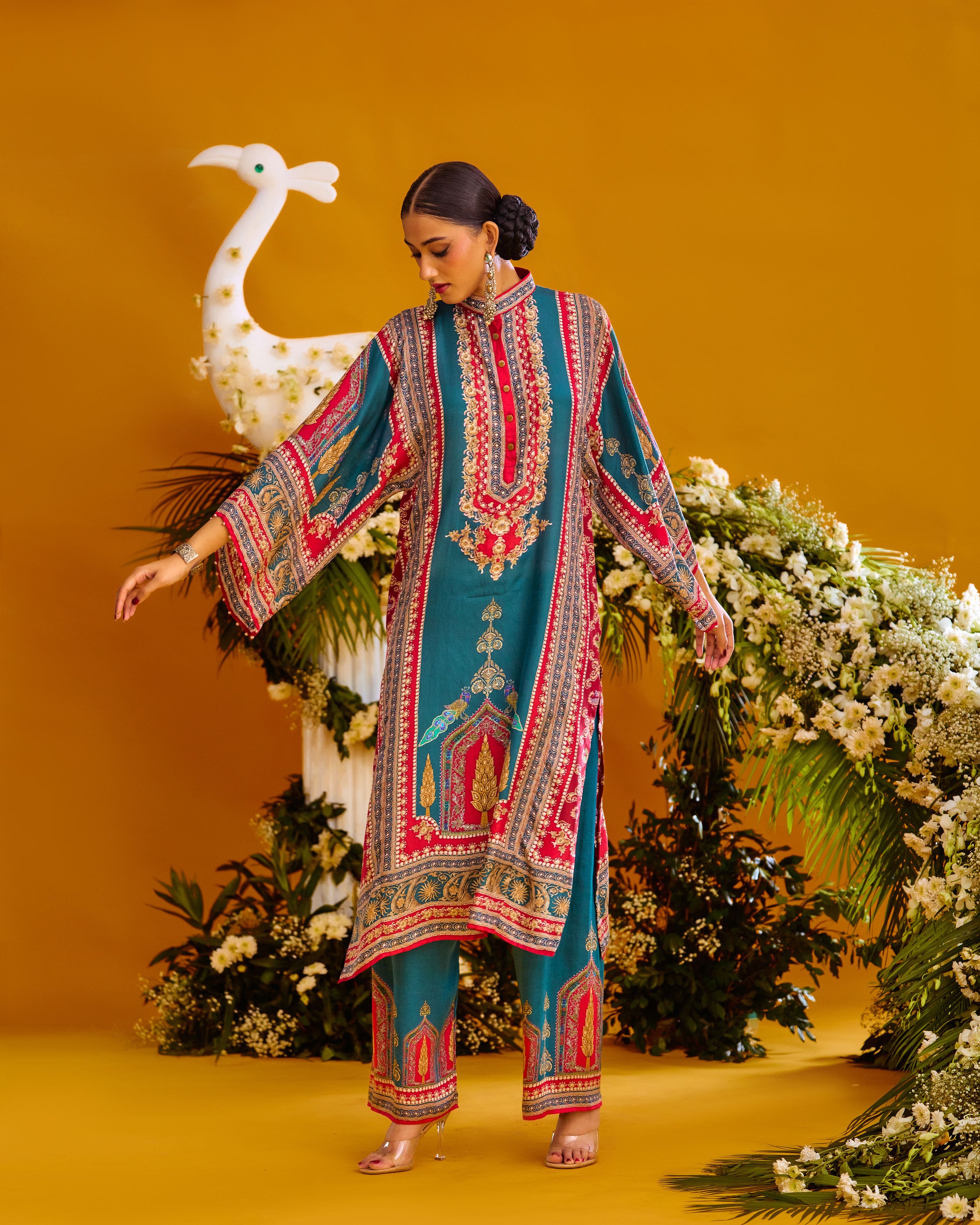 Baati : Gayatri - Red/Turquoise