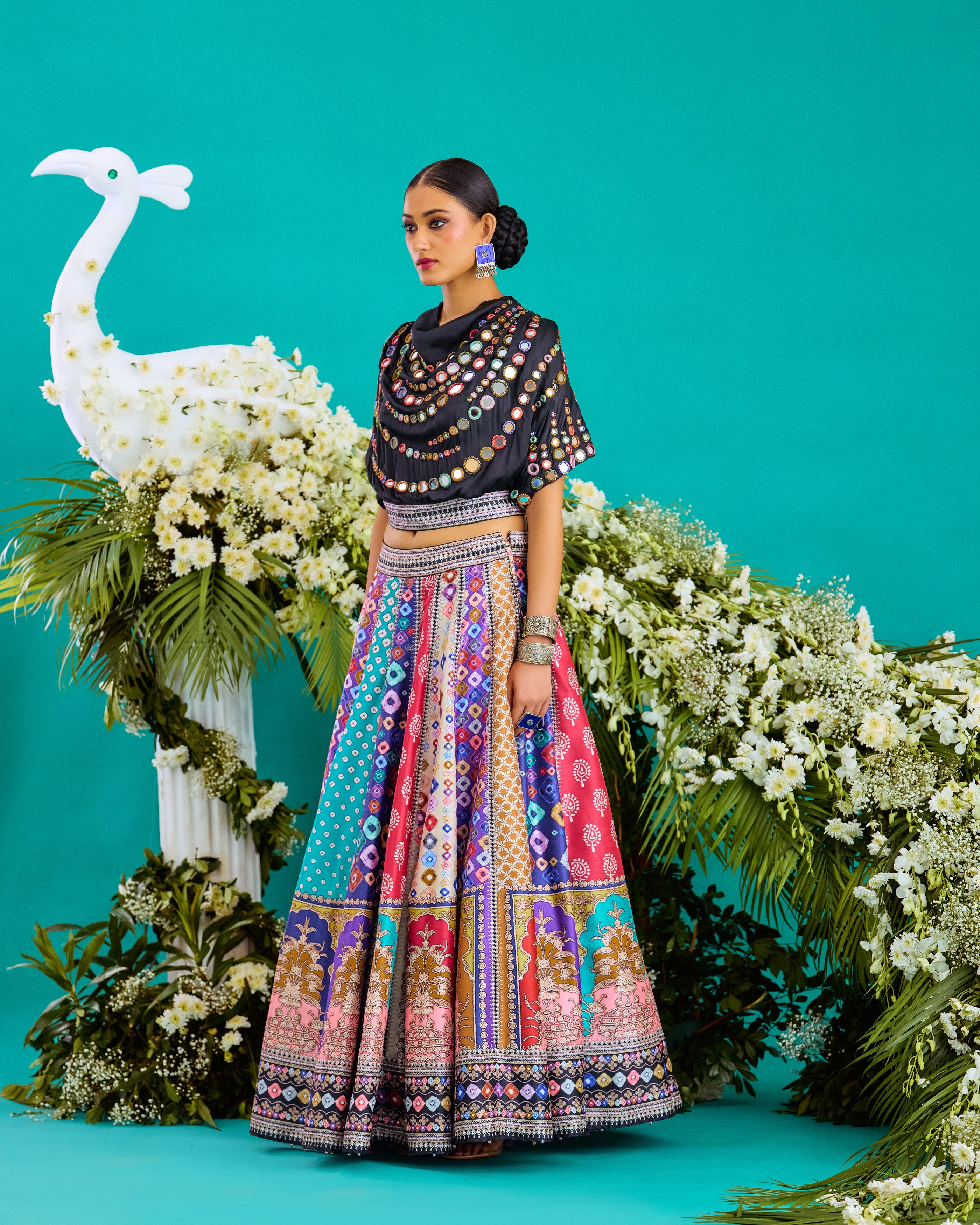 Baati : Varsha/Leela - Black/Multi