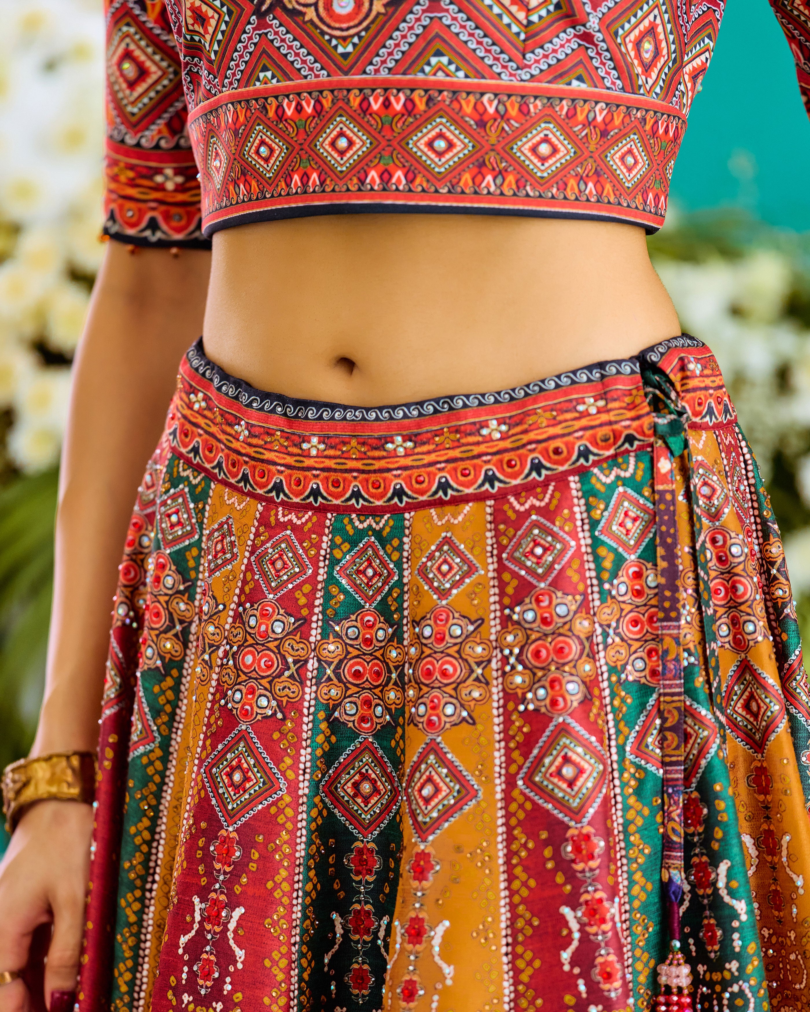 Baati : Leela - Multi/Bandhej