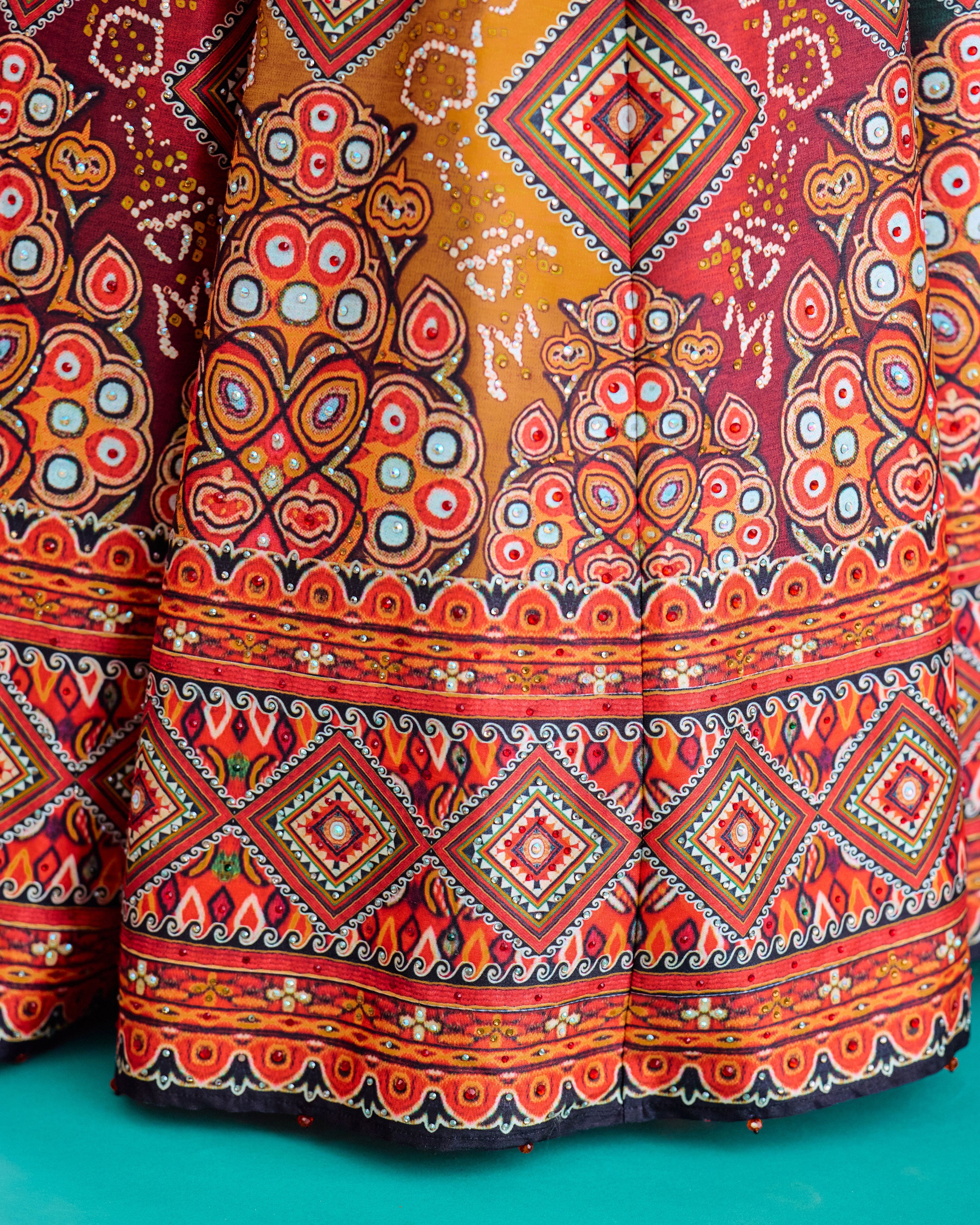 Baati : Leela - Multi/Bandhej