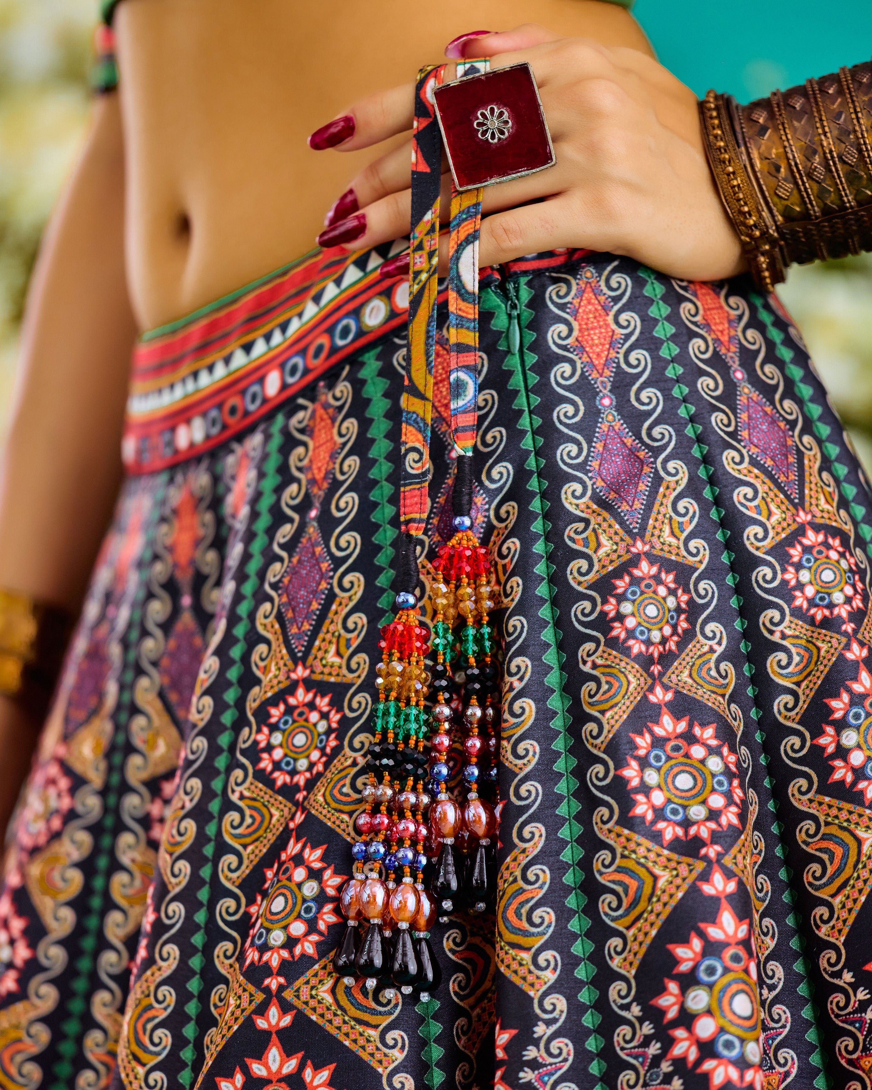 Baati : Leela - Multi/Kastoor
