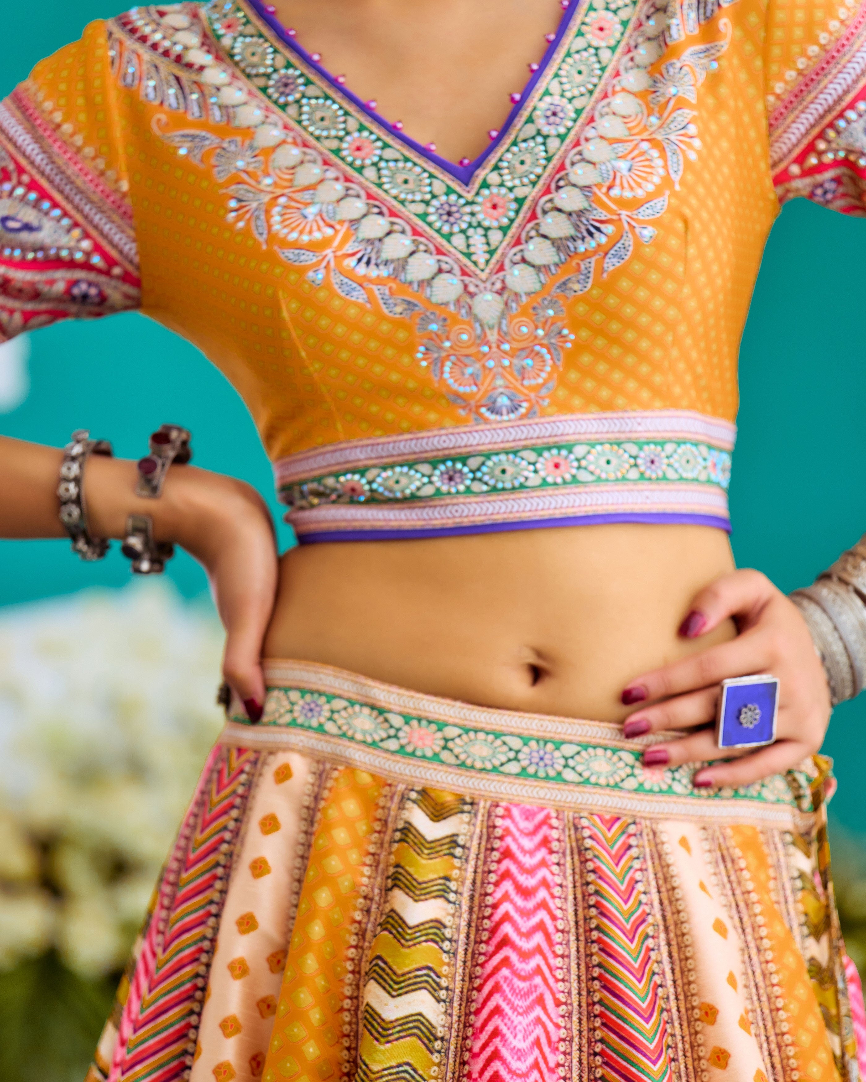 Baati : Leela - Multi/Marygold