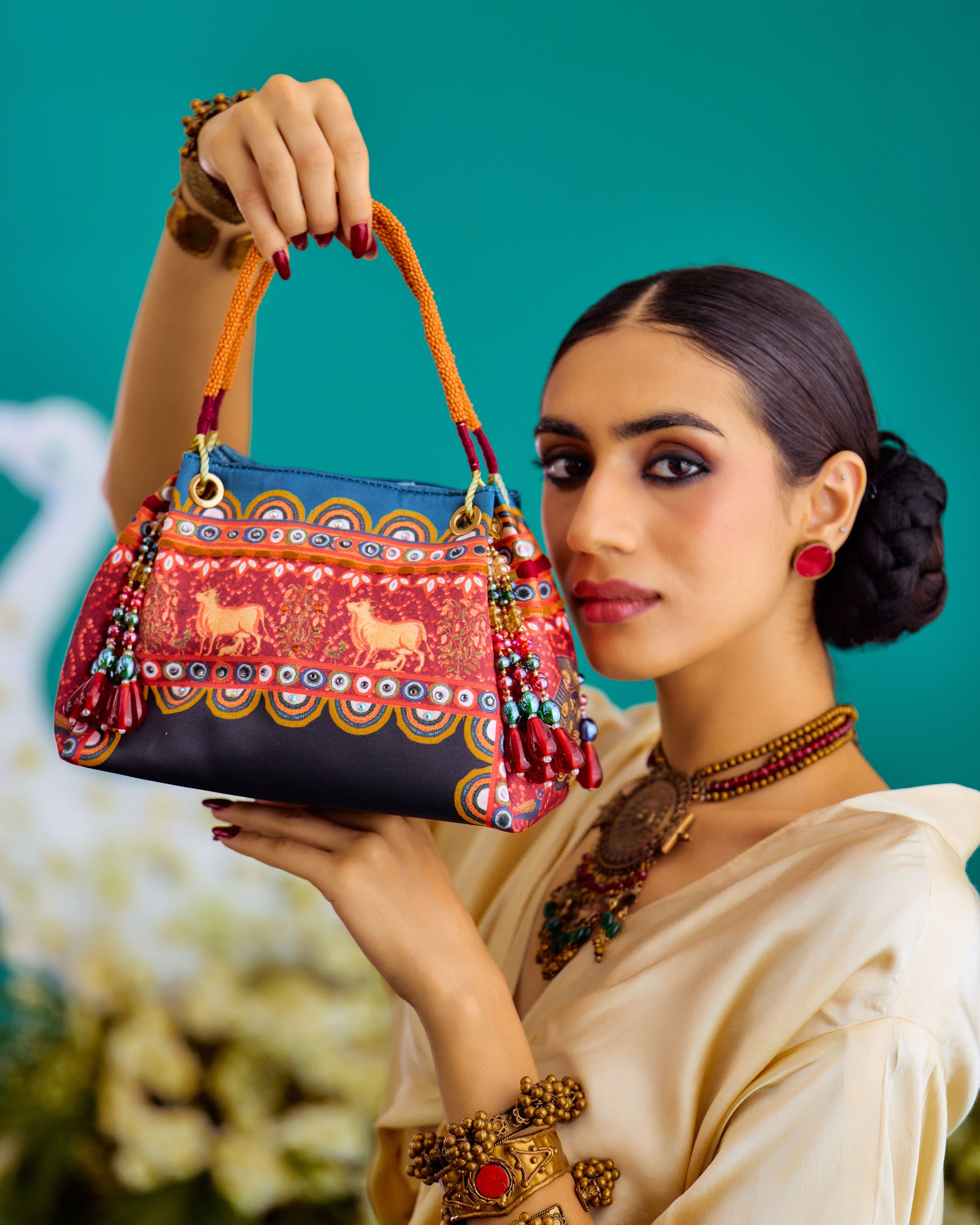 Baati : Rubali/Leela - Ivory/Chevron