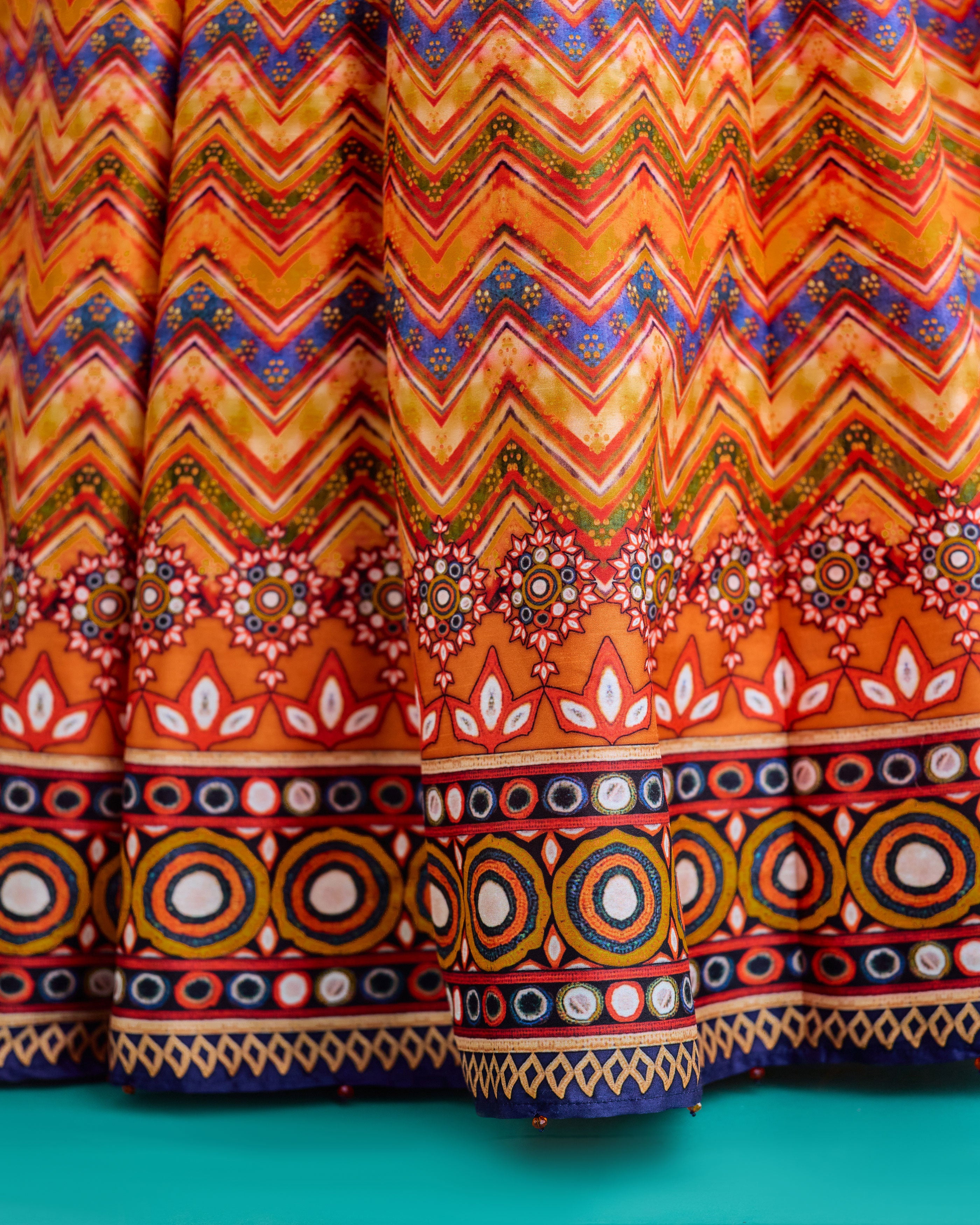 Baati : Rubali/Leela - Ivory/Chevron