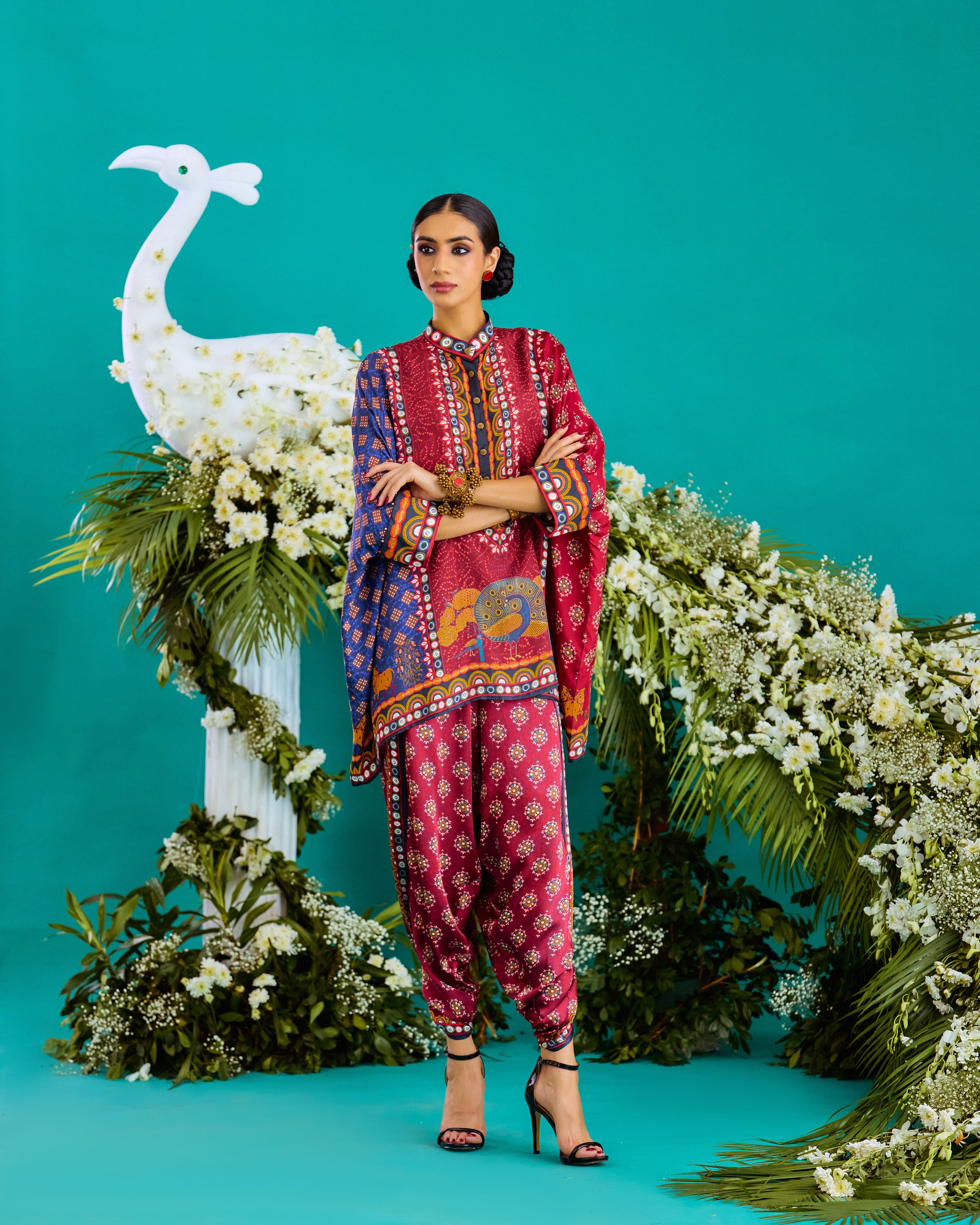 Baati : Chanel/Sonth - Navy/Maroon