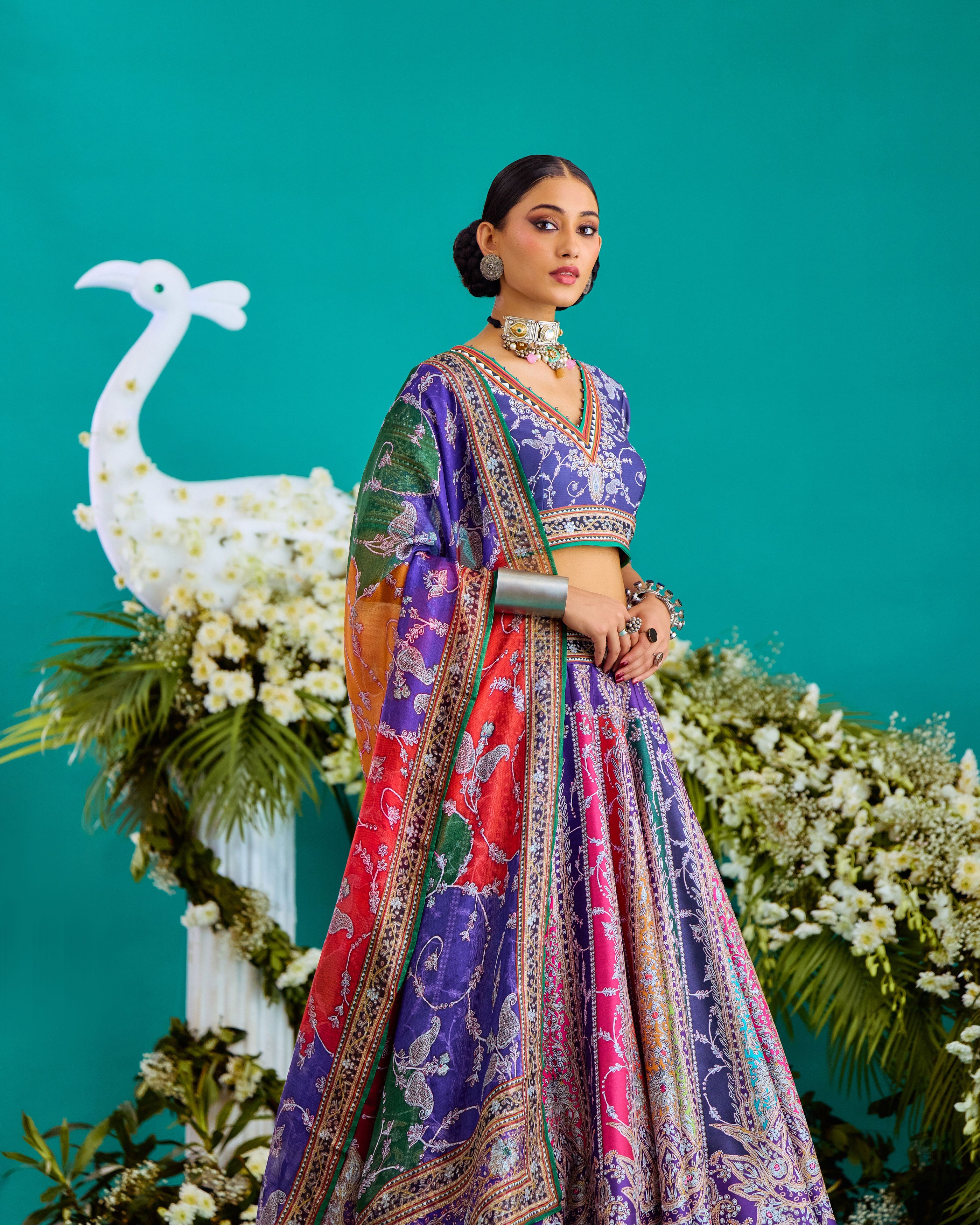 Baati : Leela - Navy/Multi