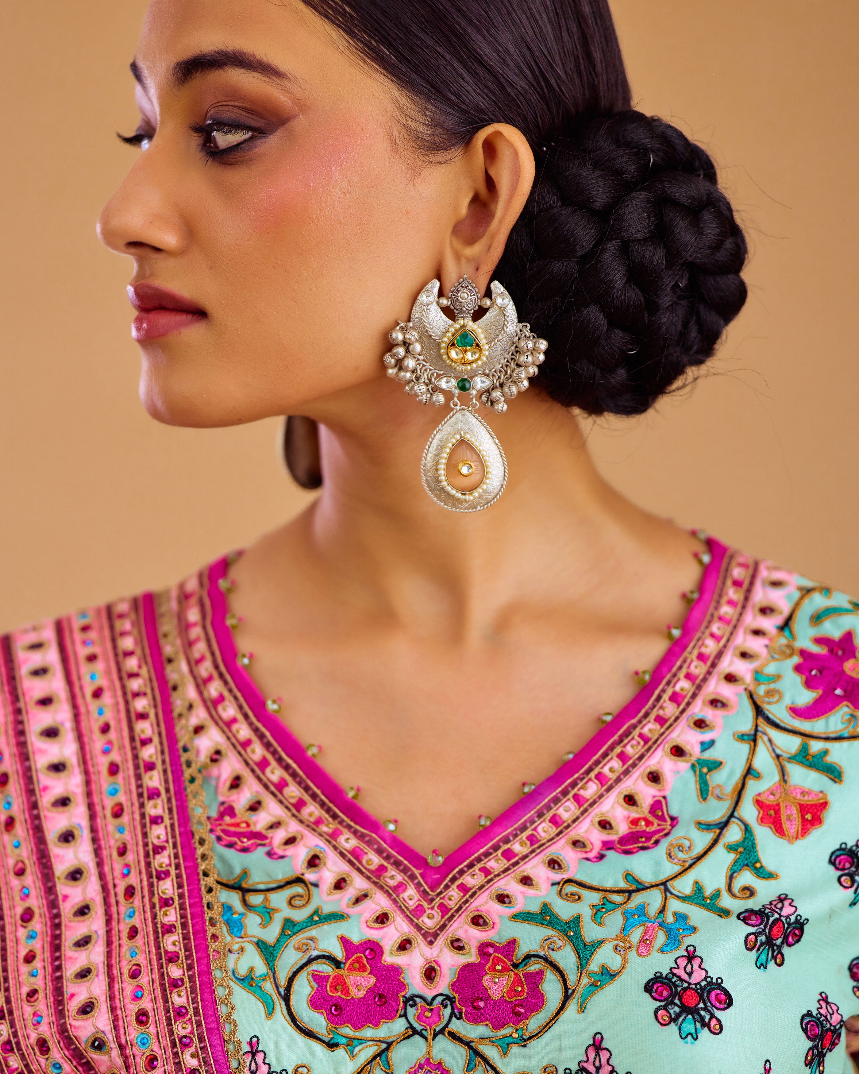 Bukhara Leela Mint