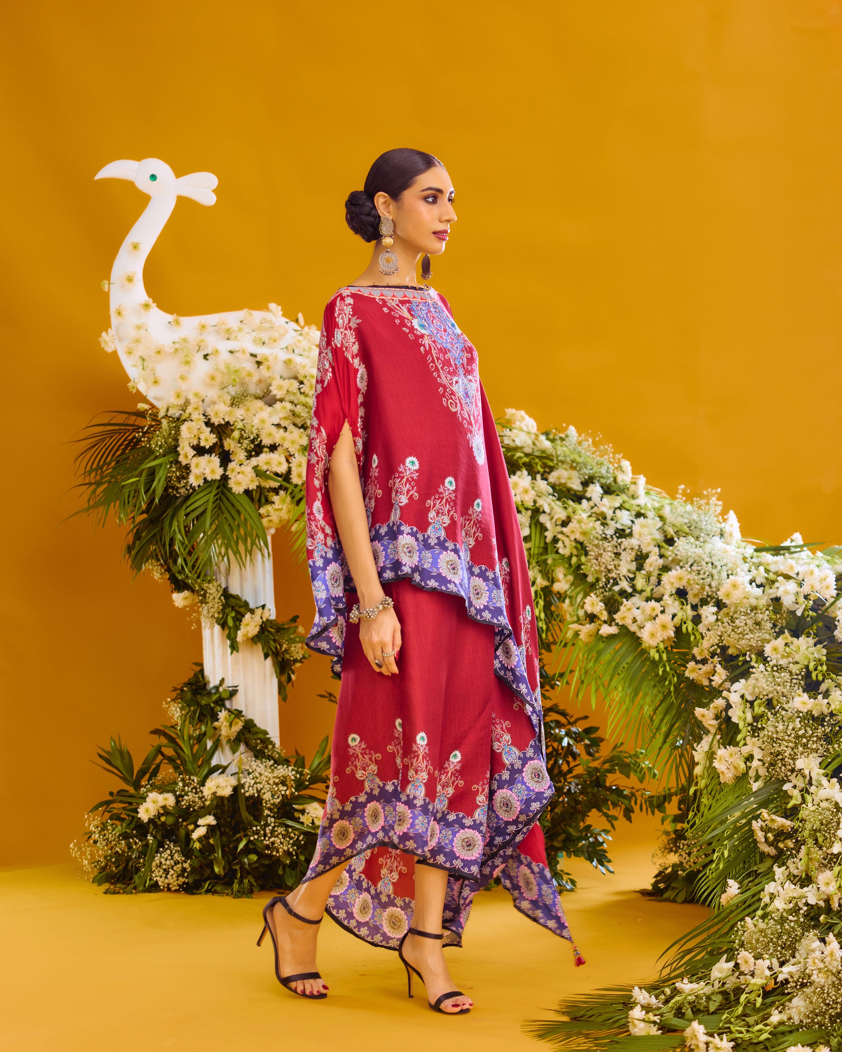Baati : Kamini - Maroon