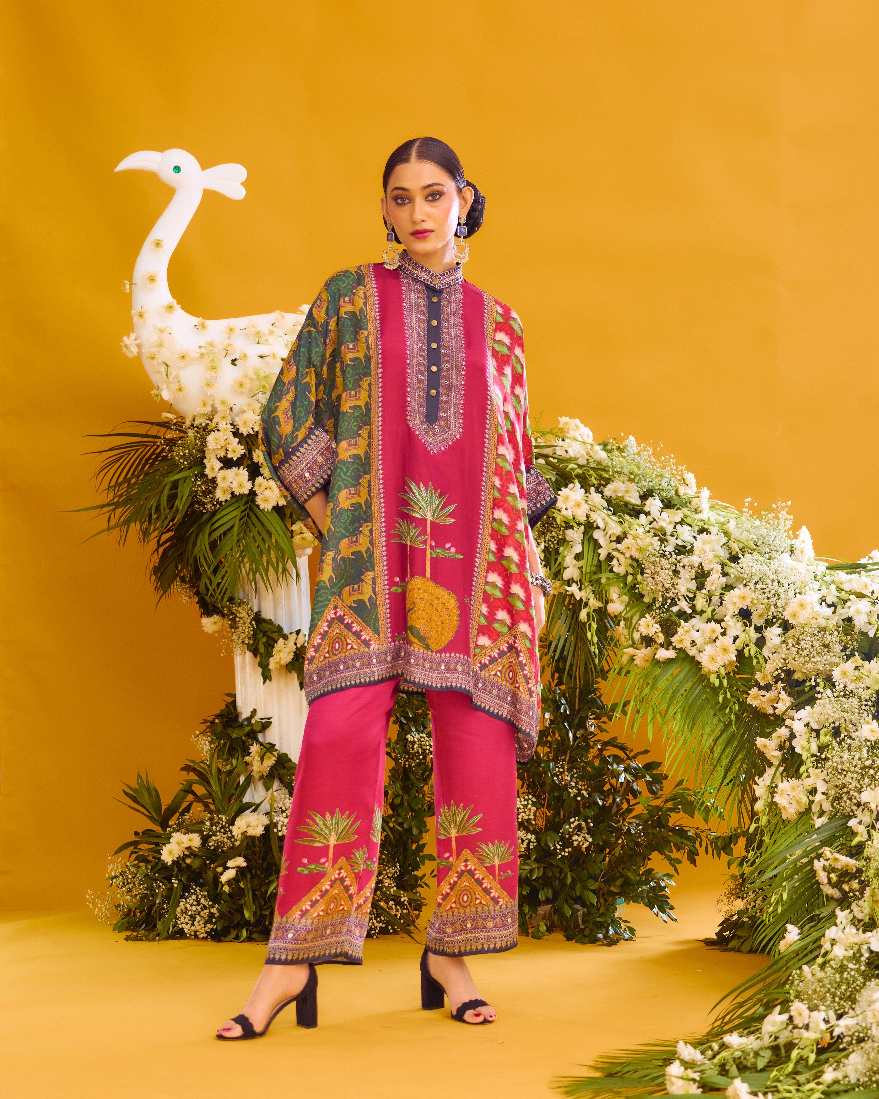 Baati : Chanel 36" - Multi
