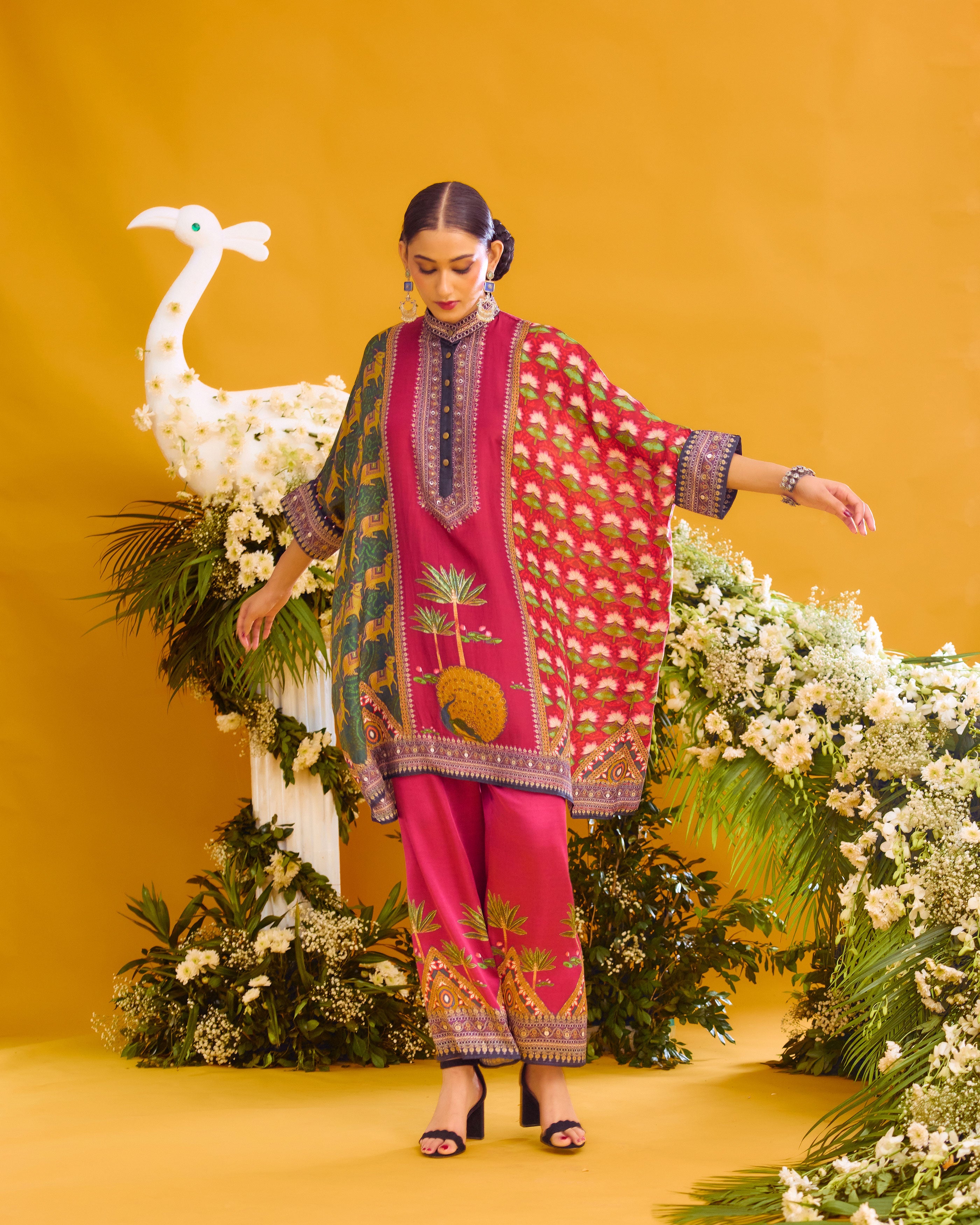 Baati : Chanel 36" - Multi