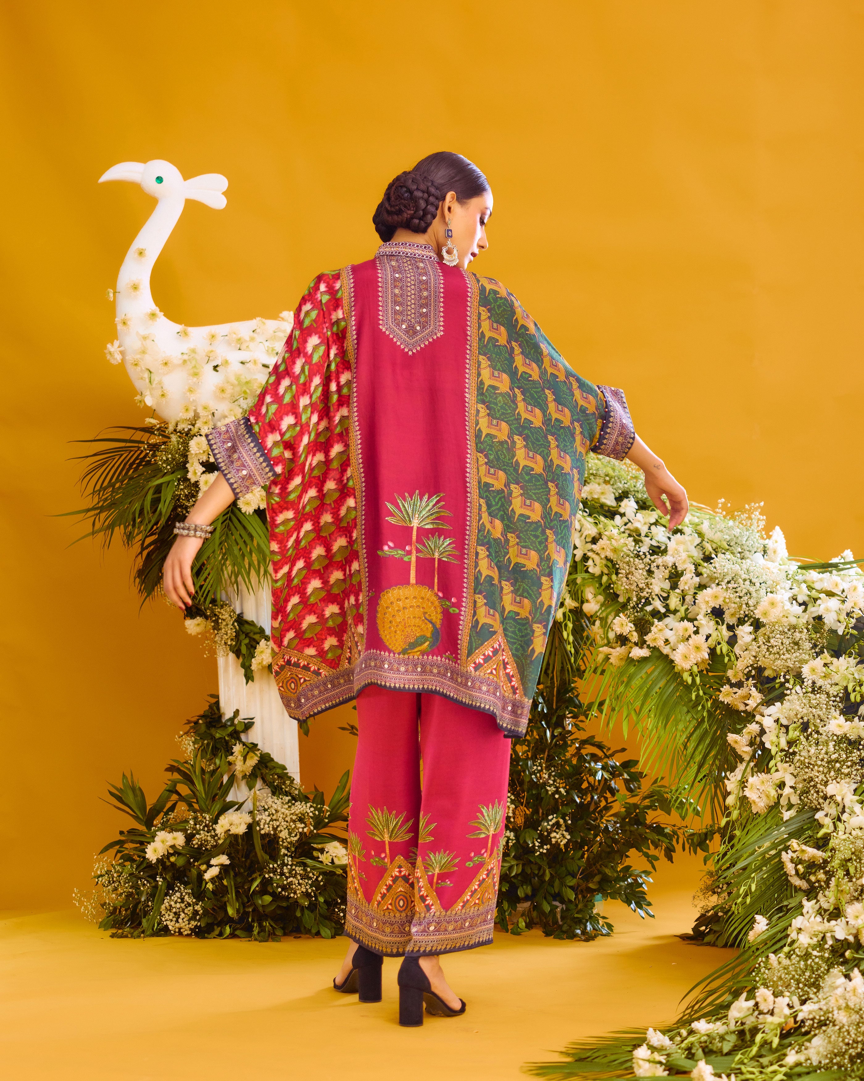 Baati : Chanel 36" - Multi