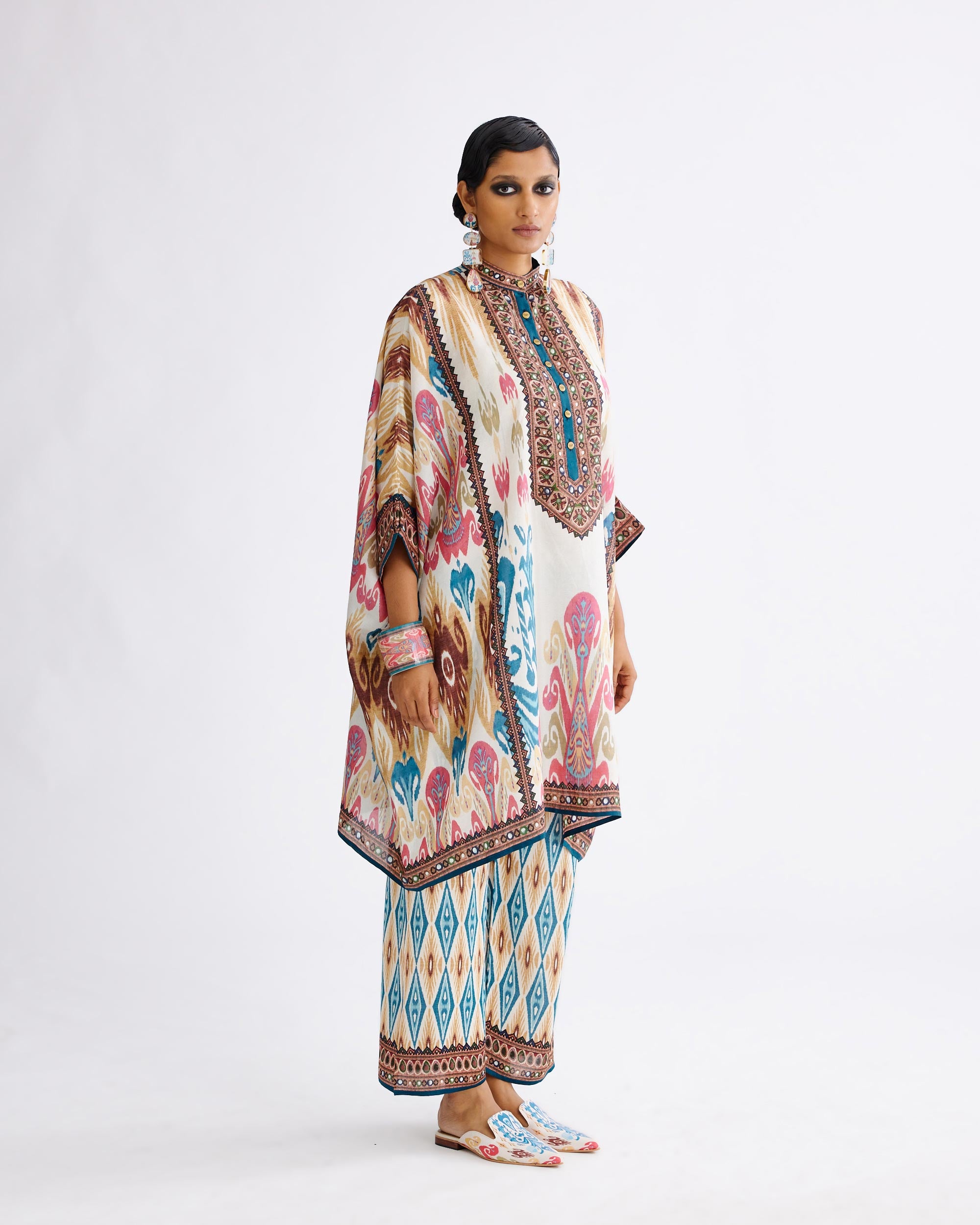 Marrakesh : Chanel 36" - Multi
