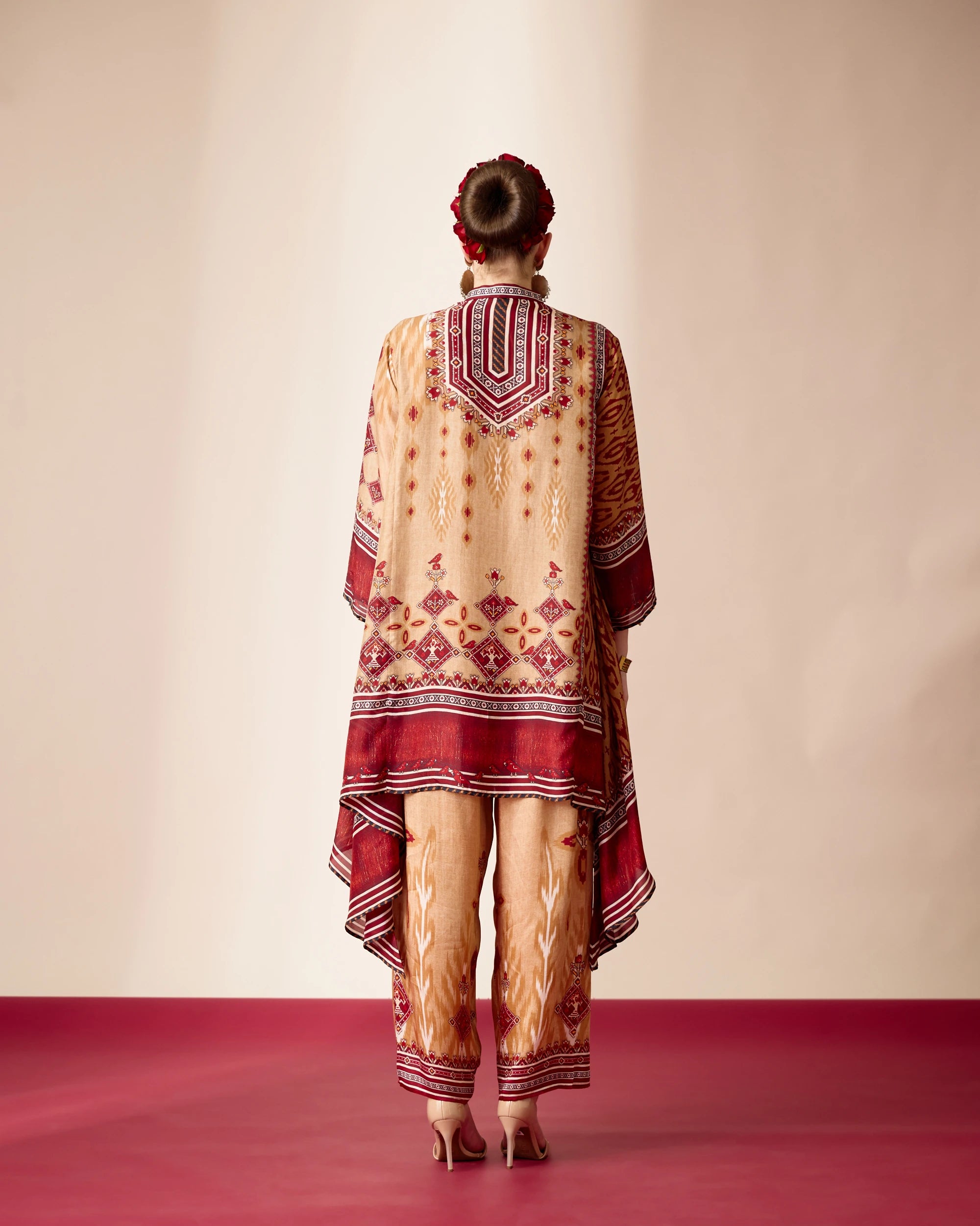 PATOLA : Navya