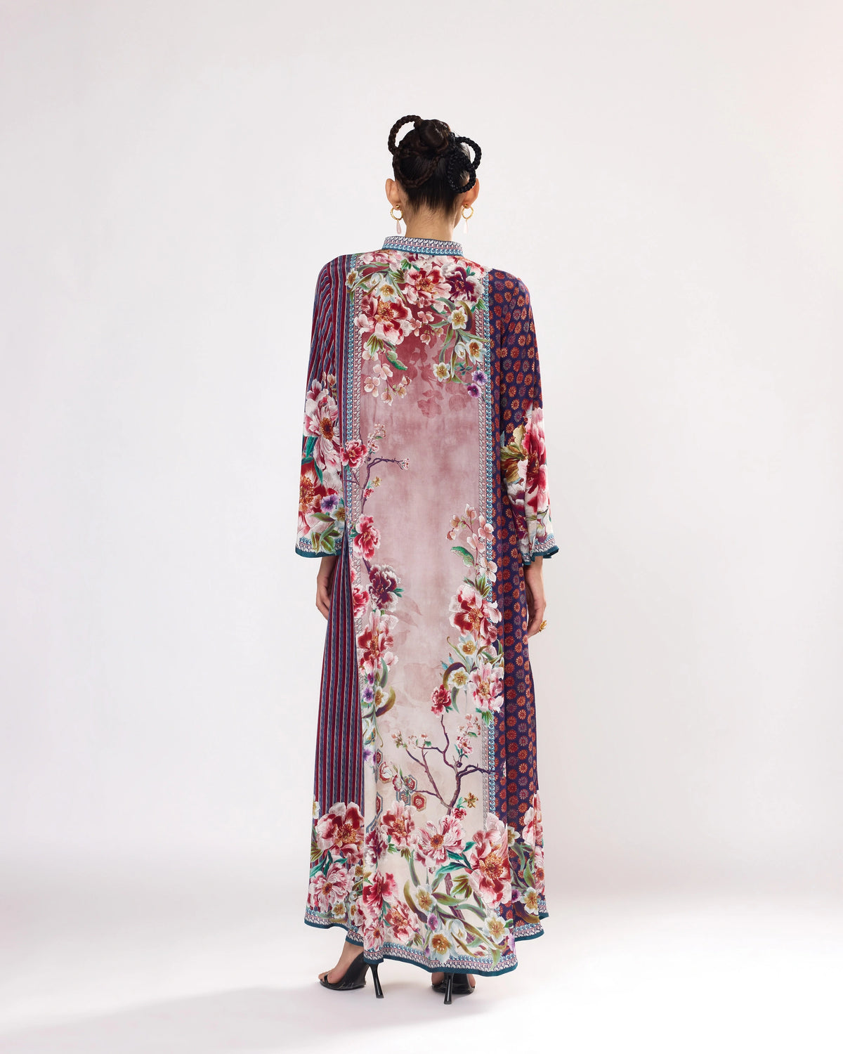 IKEBANA : Ghazal