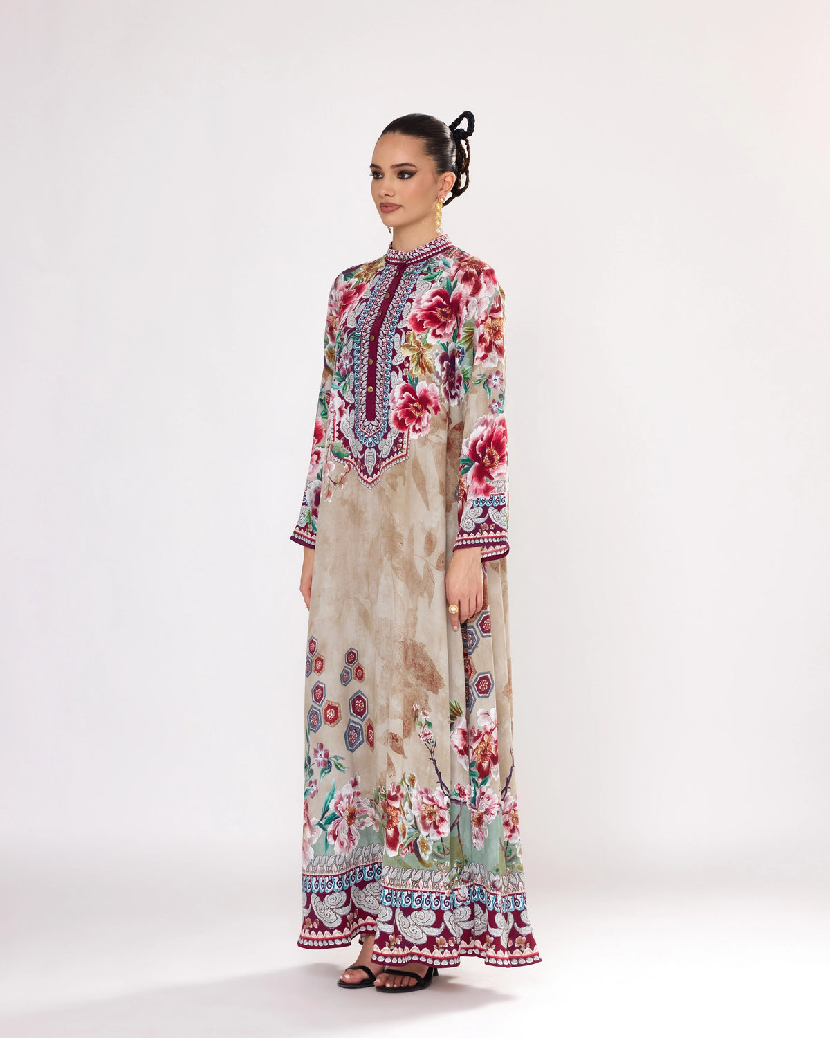 IKEBANA : Navya