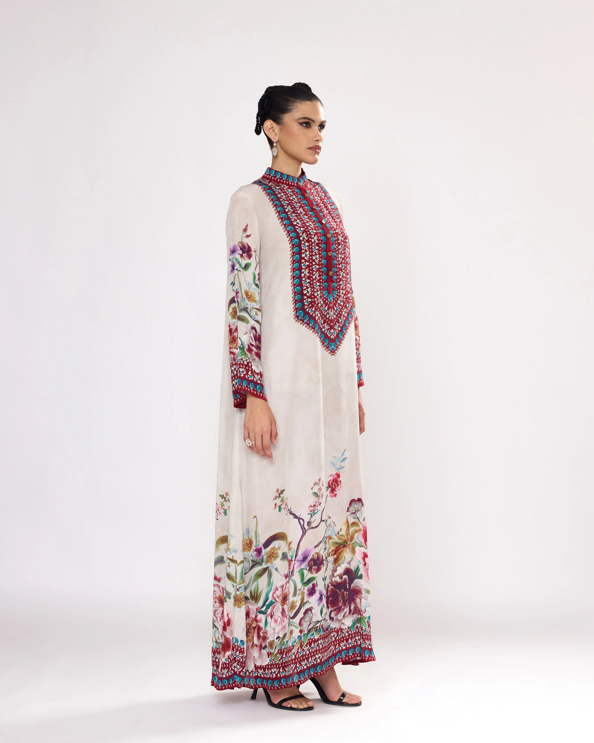 IKEBANA : Resham