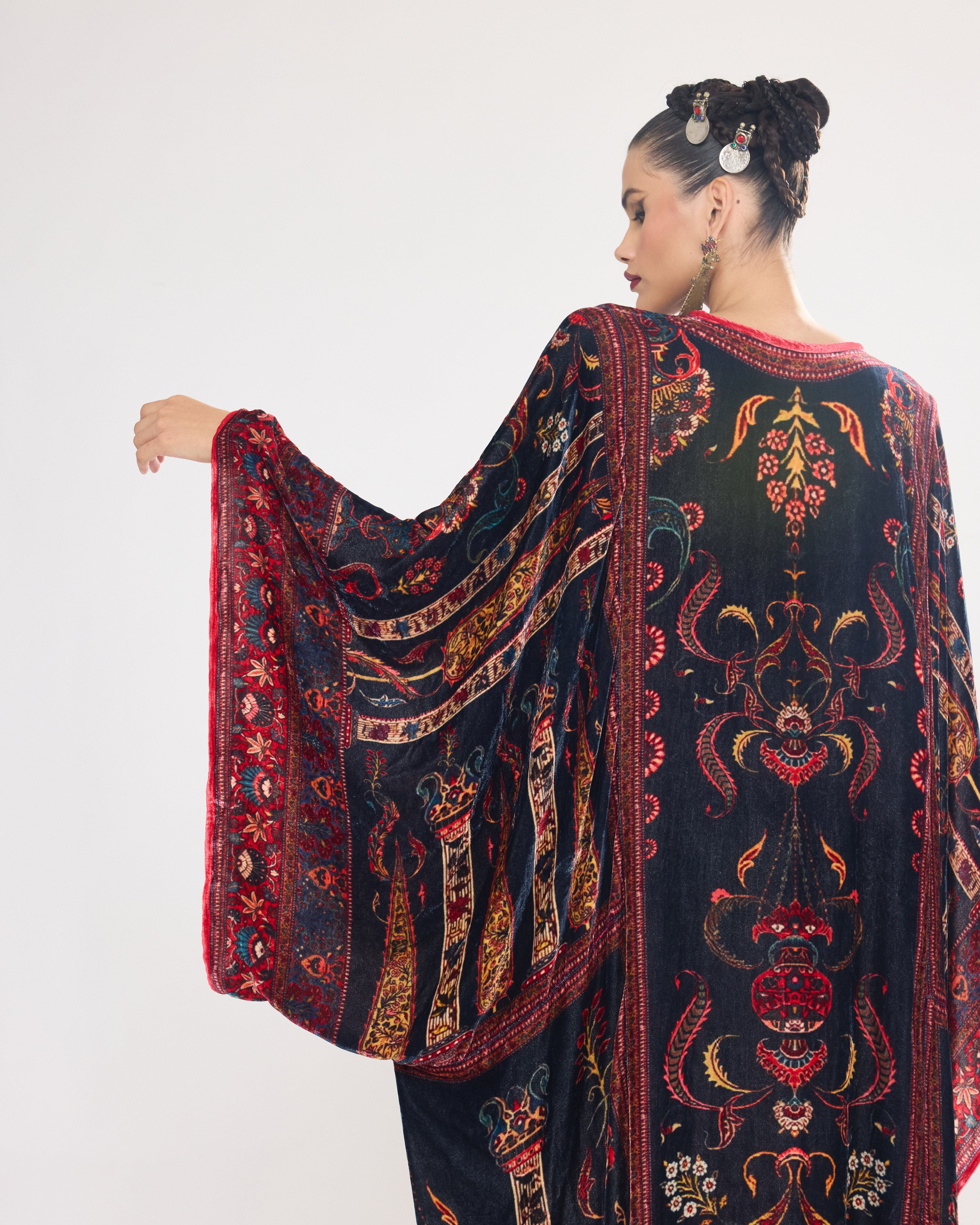Arabian Nights : Beatrice - Black/Red