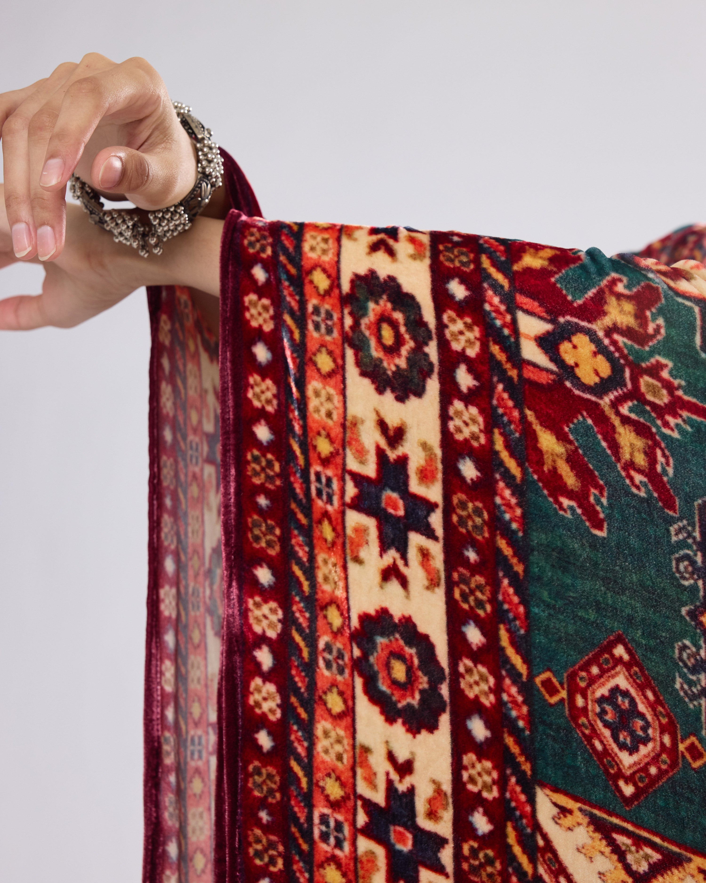 Arabian Nights : Beatrice - Teal/Red