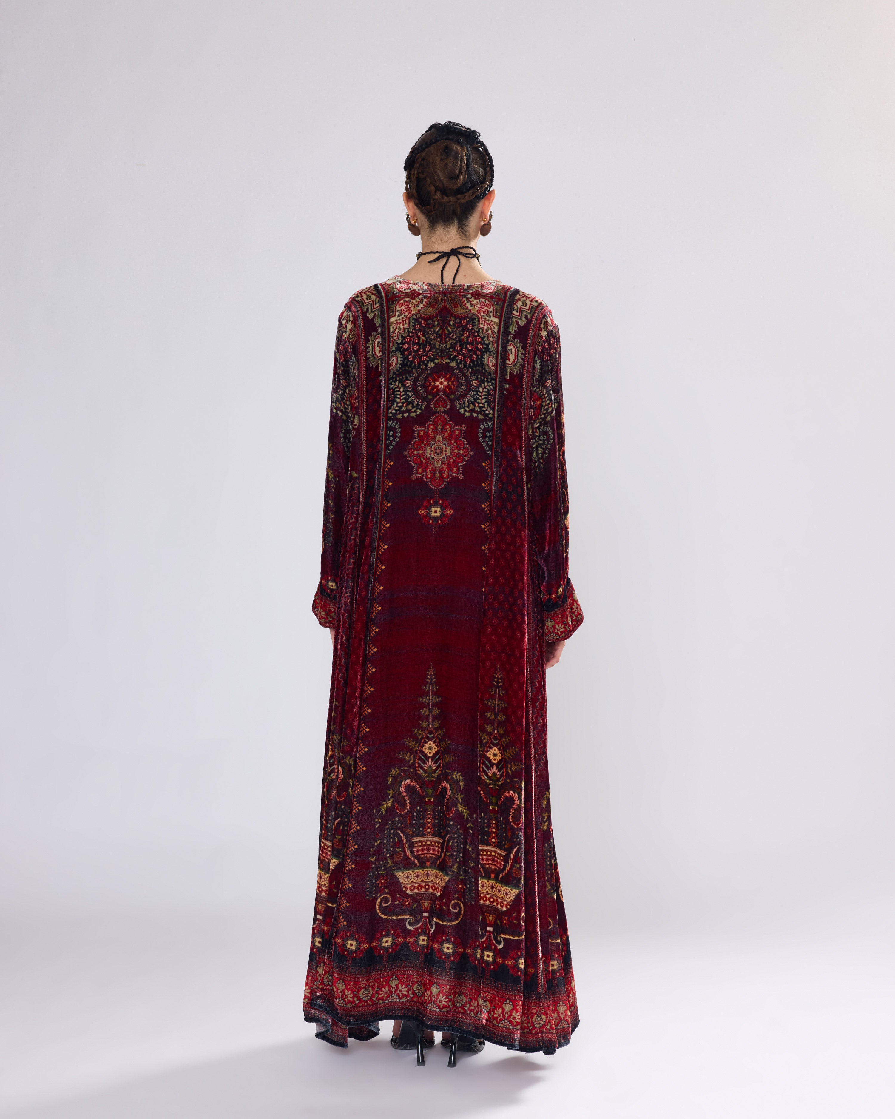 Arabian Nights : Adavi - Maroon