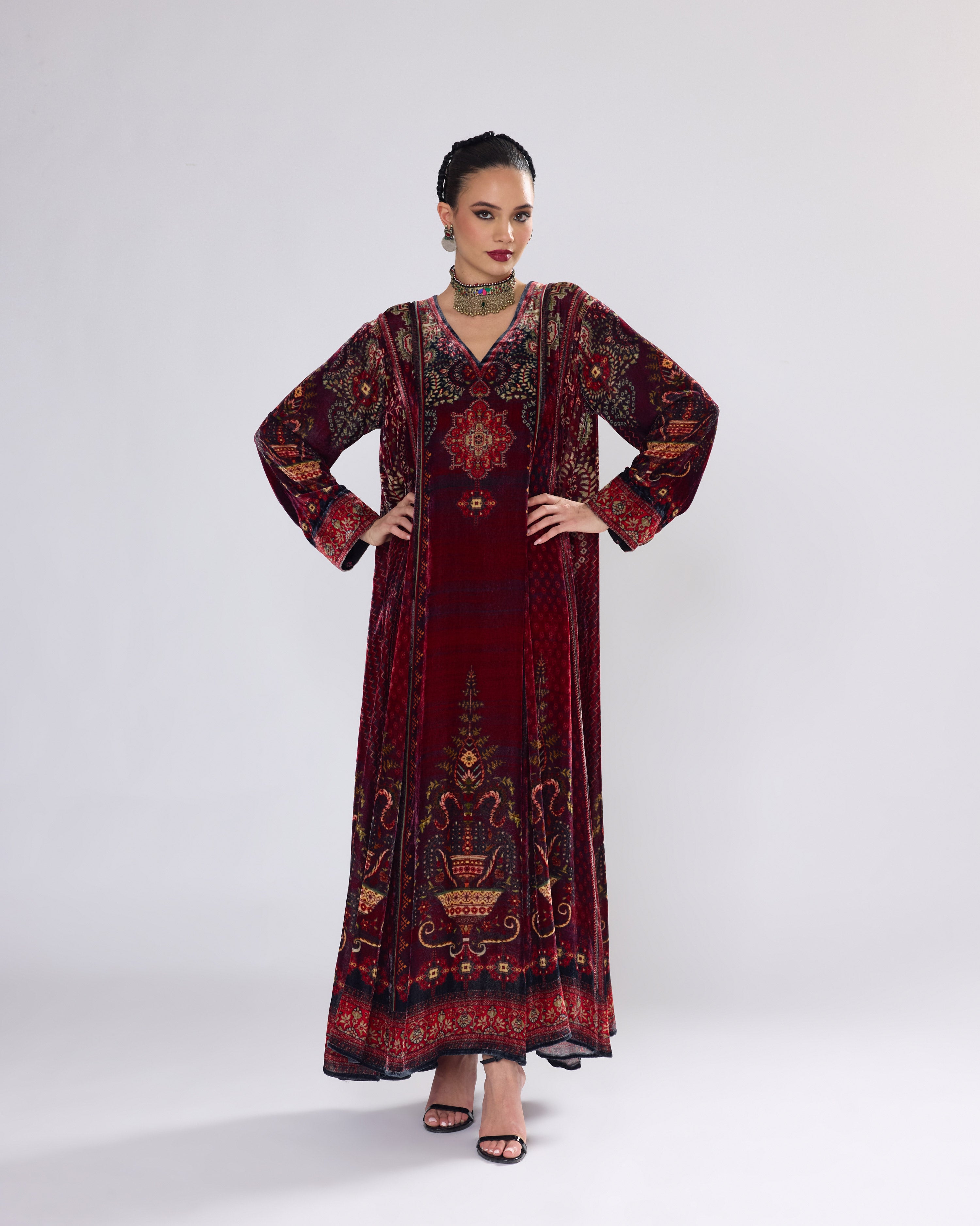 Arabian Nights : Adavi - Maroon