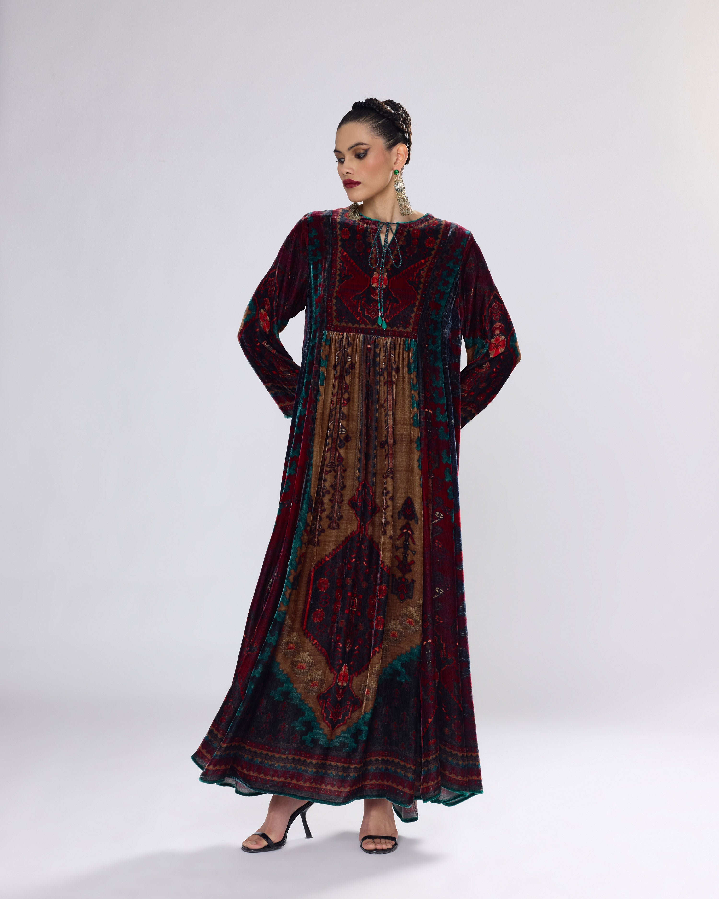 Arabian Nights : Anisha - Chestnut