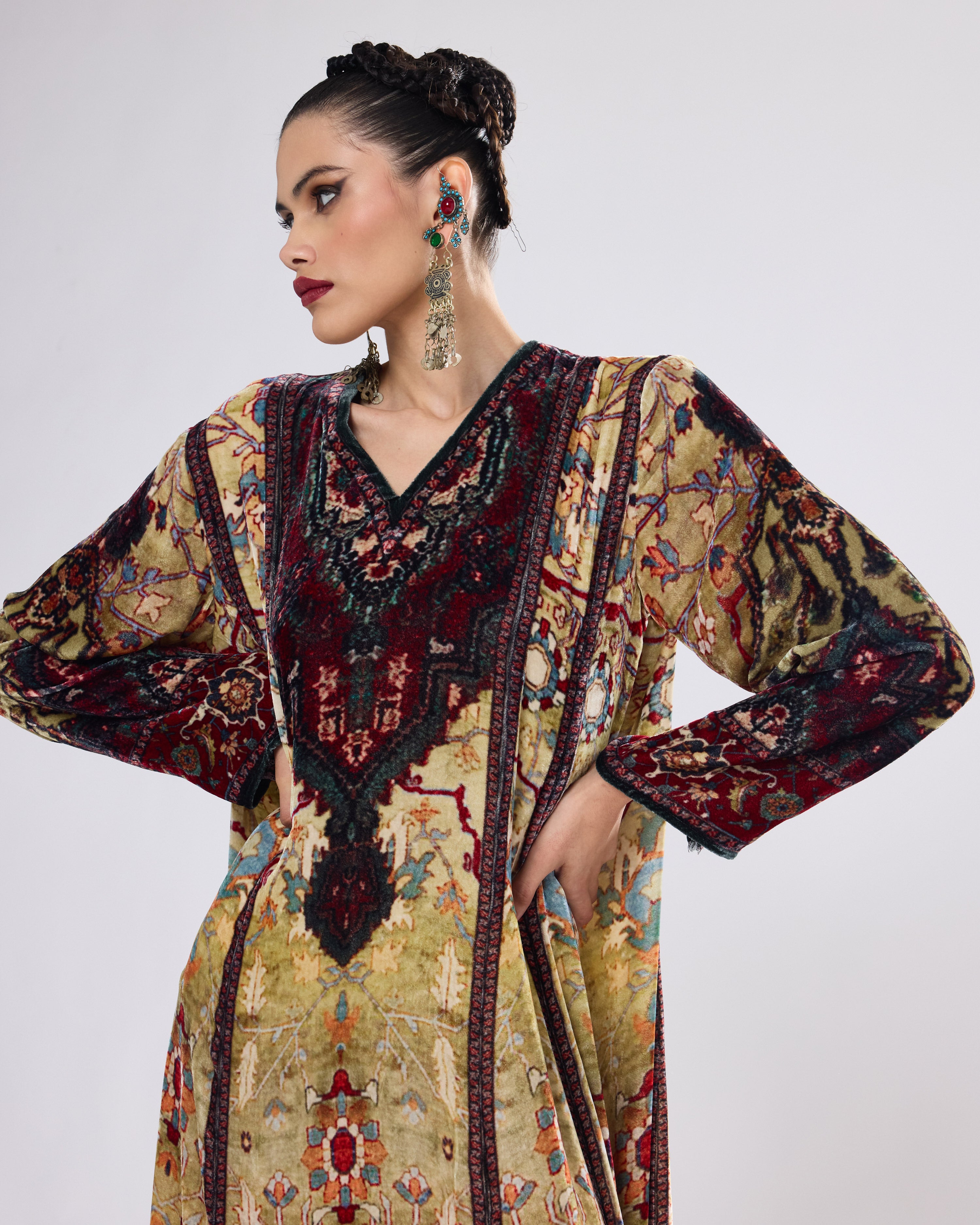 Arabian Nights : Adavi - Beige