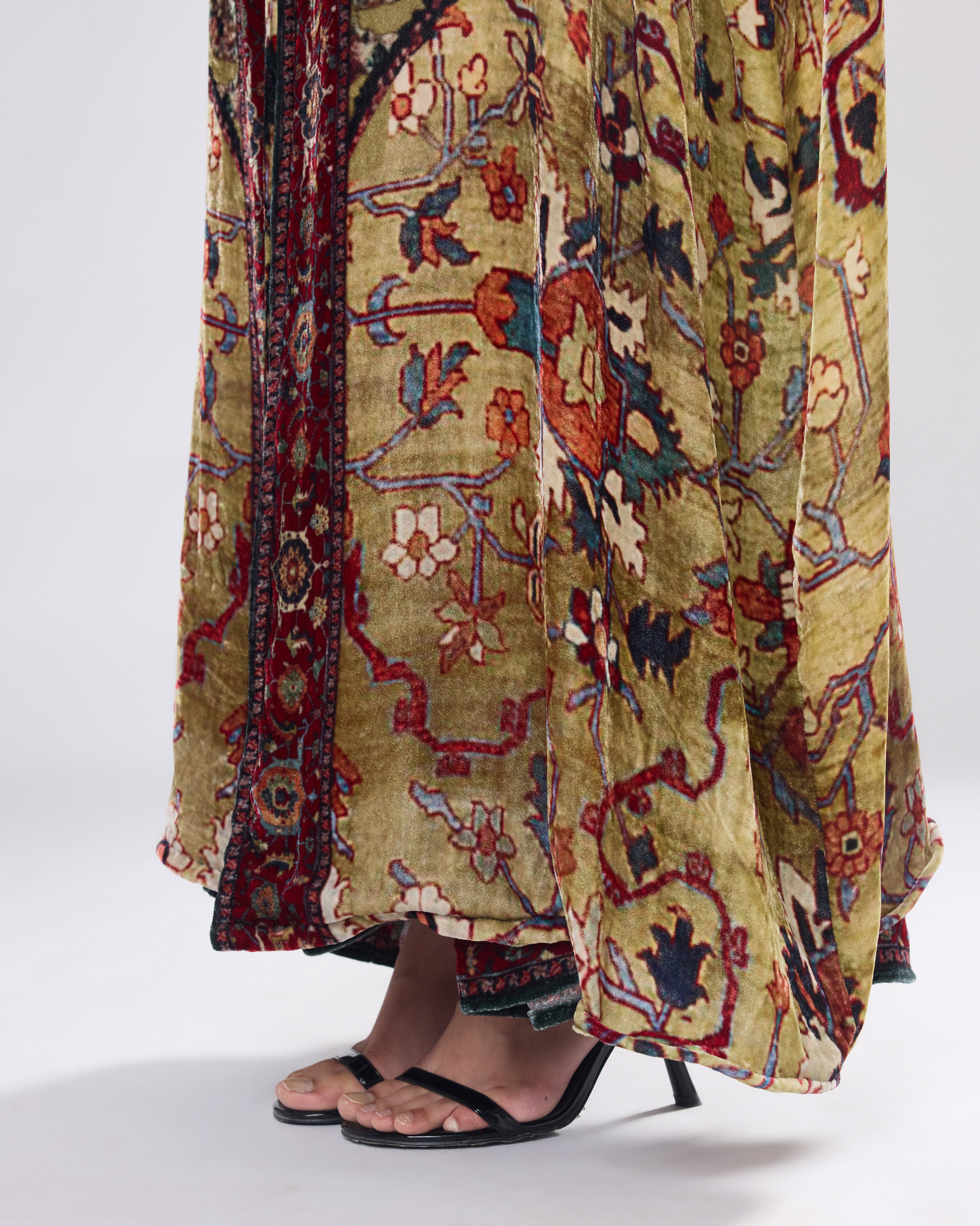 Arabian Nights : Abaya - Beige