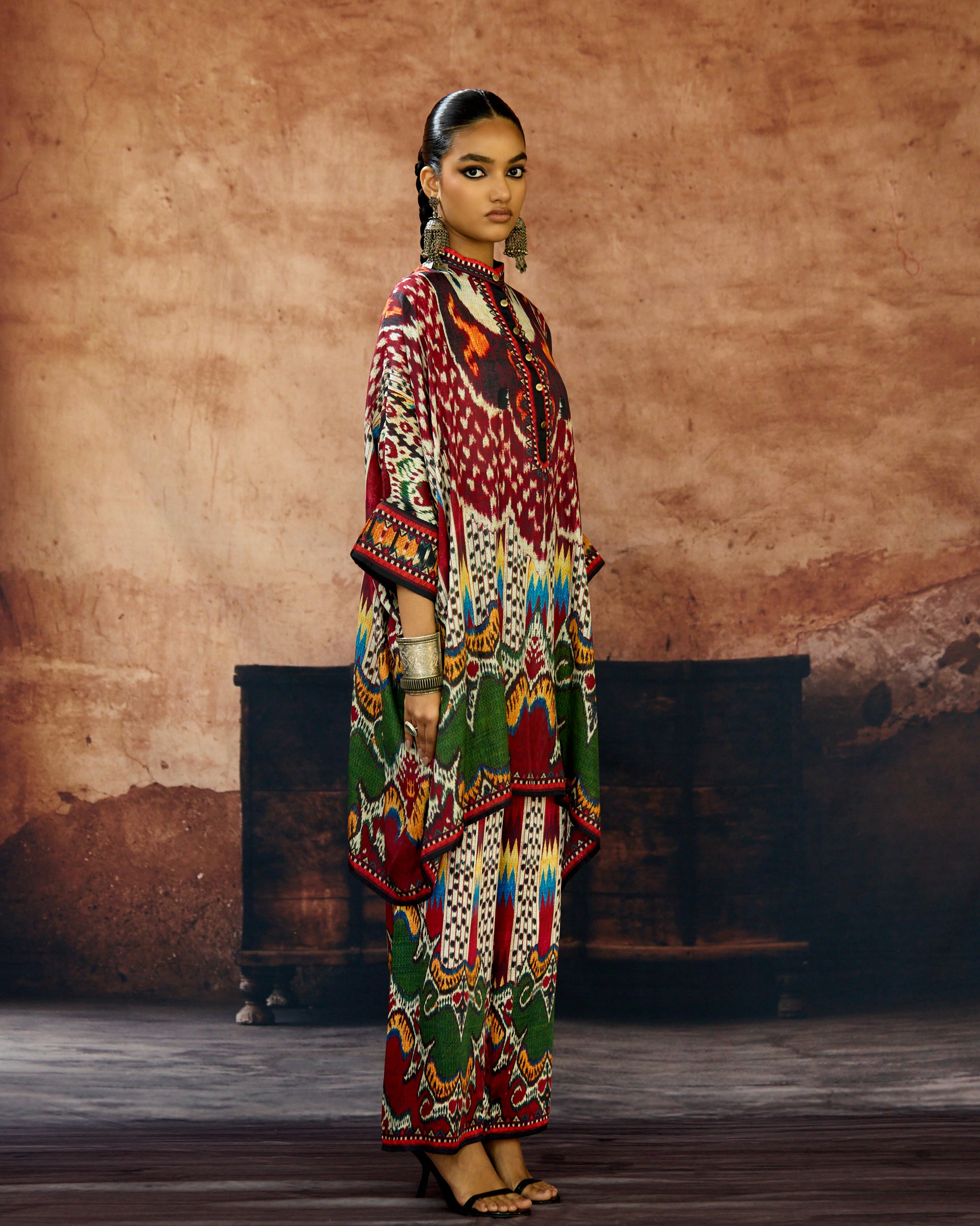Kasbah : Chanel 36" - Orange/Multi