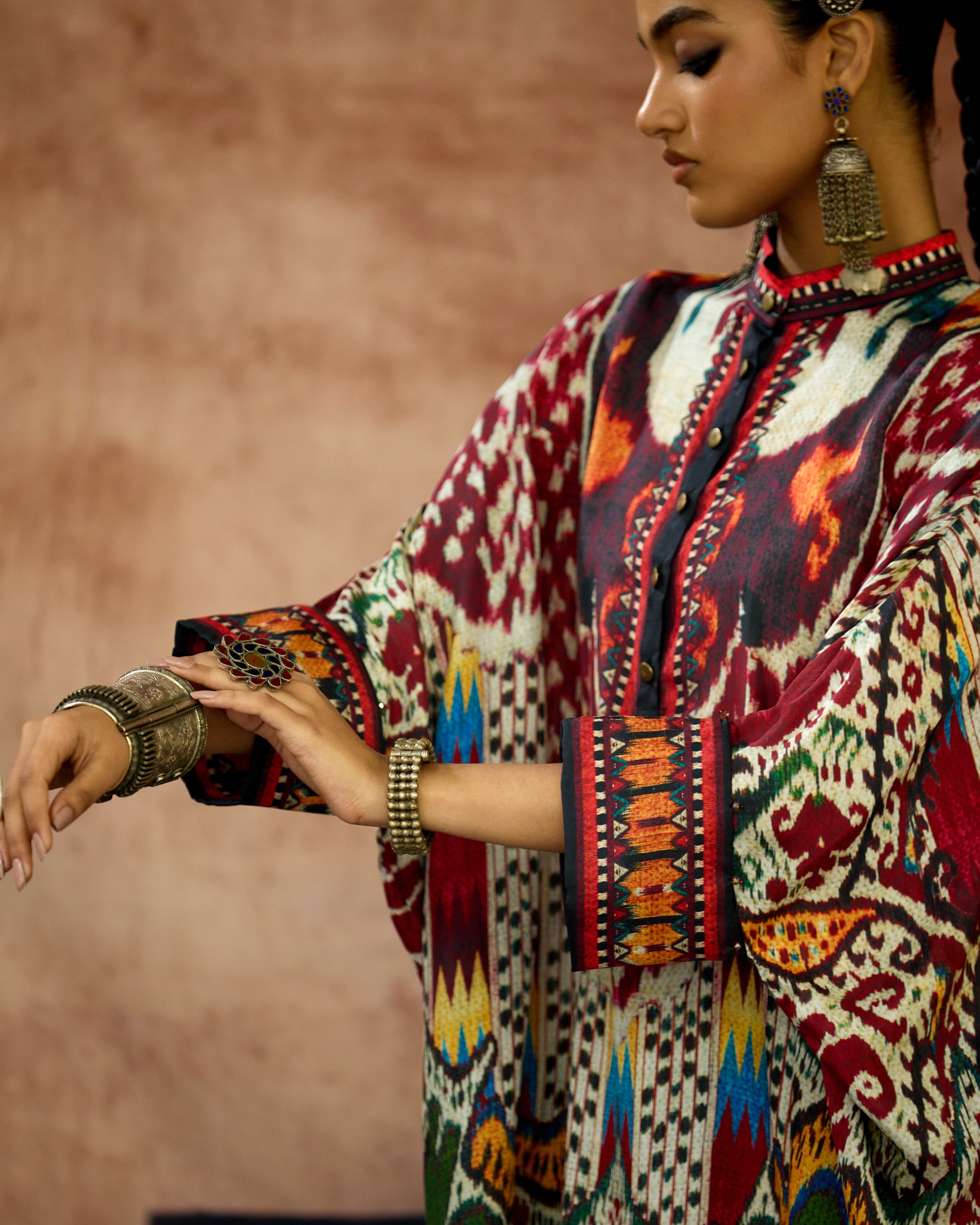 Kasbah : Chanel 36" - Orange/Multi