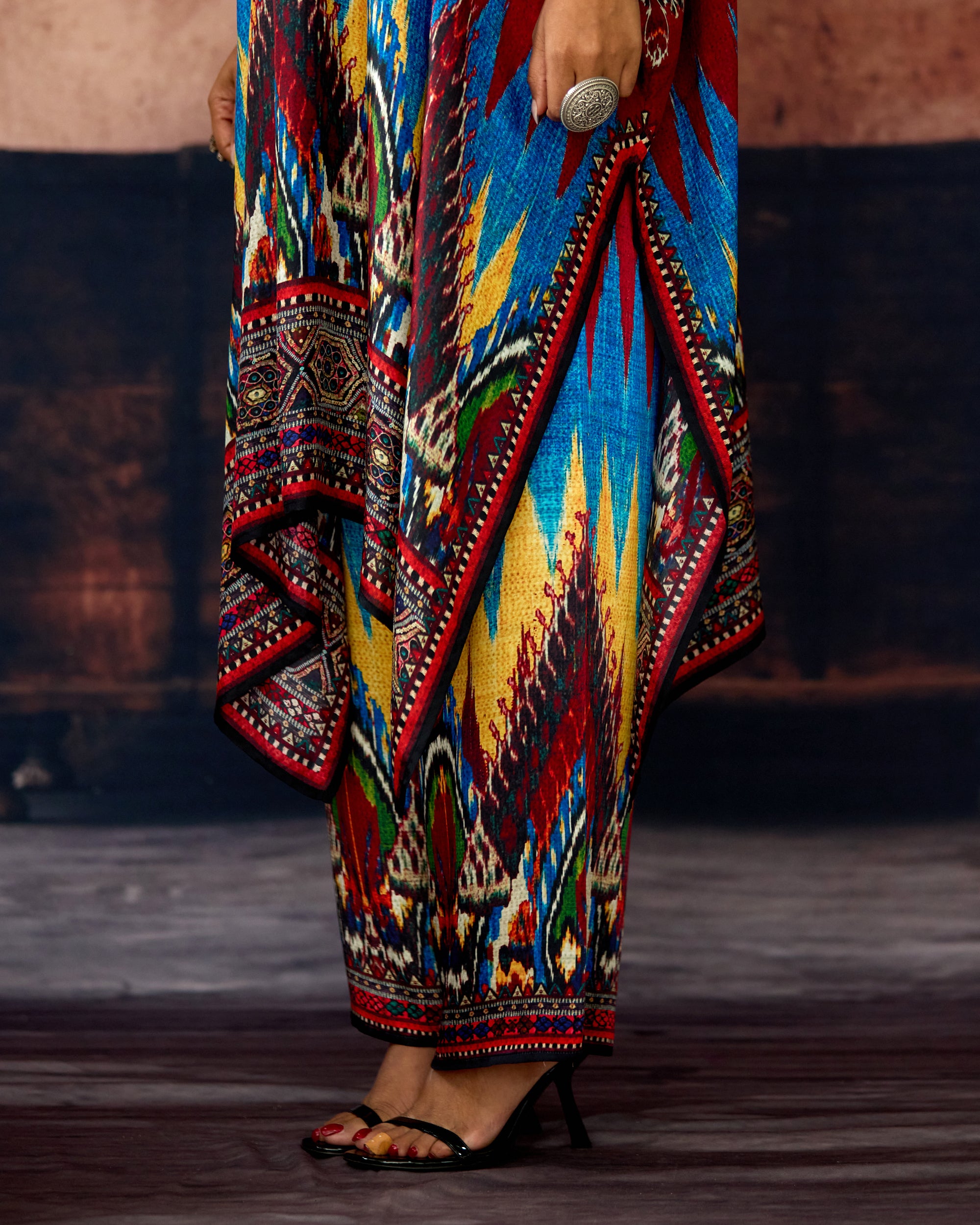 Kasbah : Chantelle 42" - Blue/Maroon