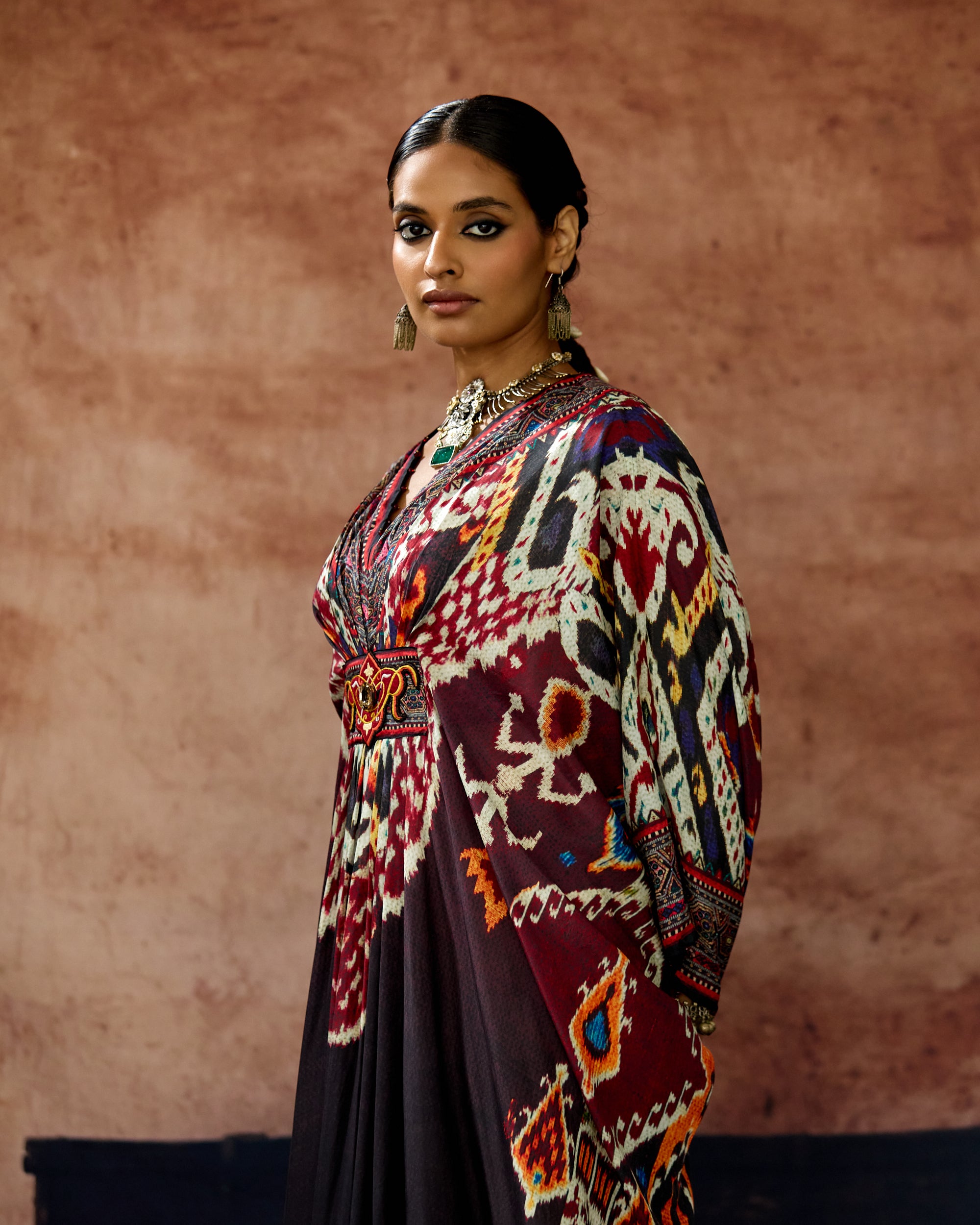 Kasbah : Imama - Black/Maroon