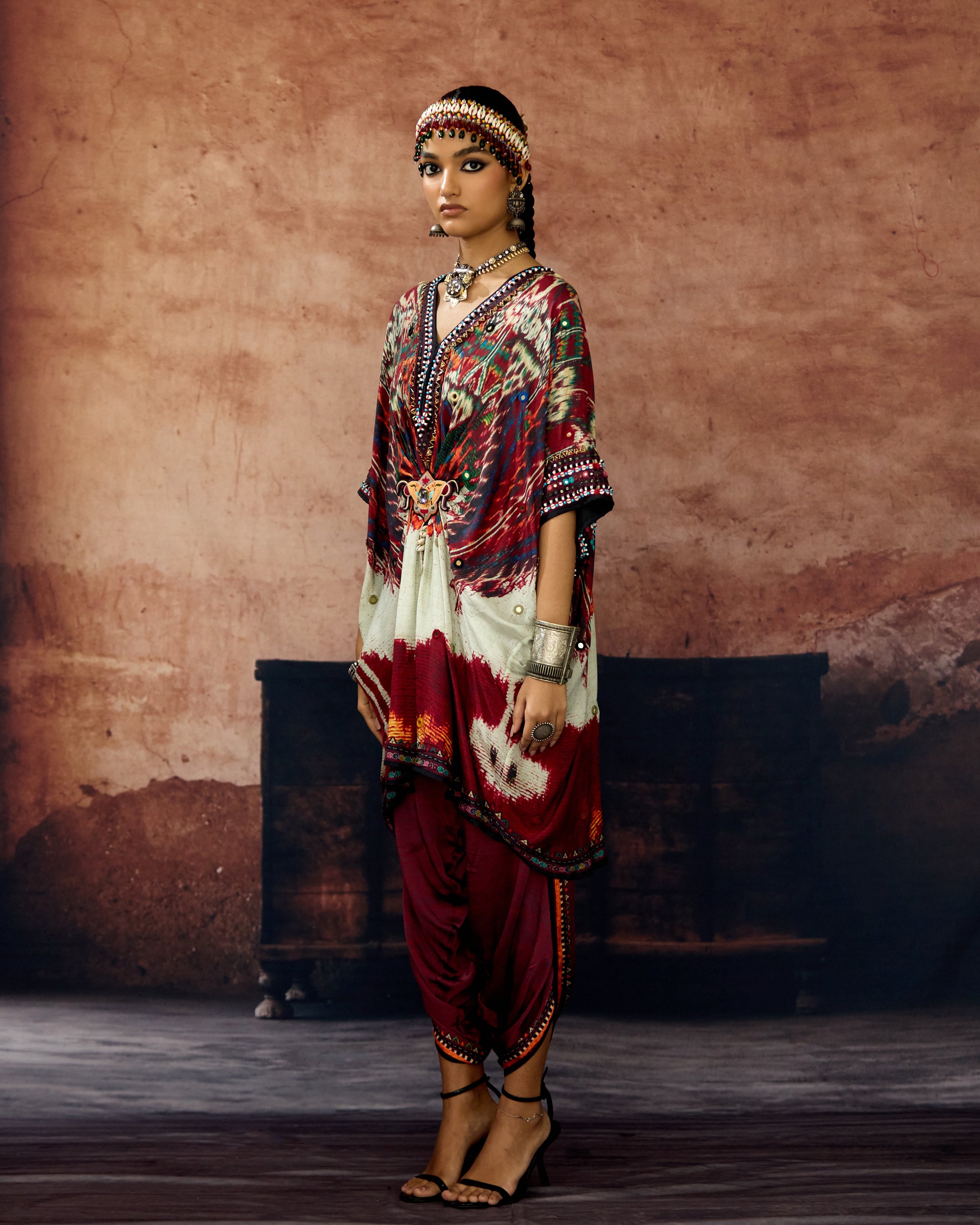 Kasbah : Maya/Sonth - Beige/Maroon