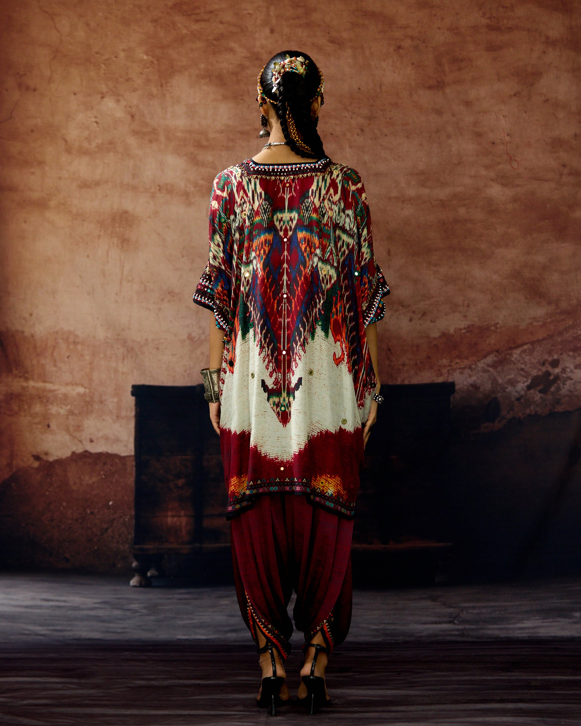 Kasbah : Maya/Sonth - Beige/Maroon