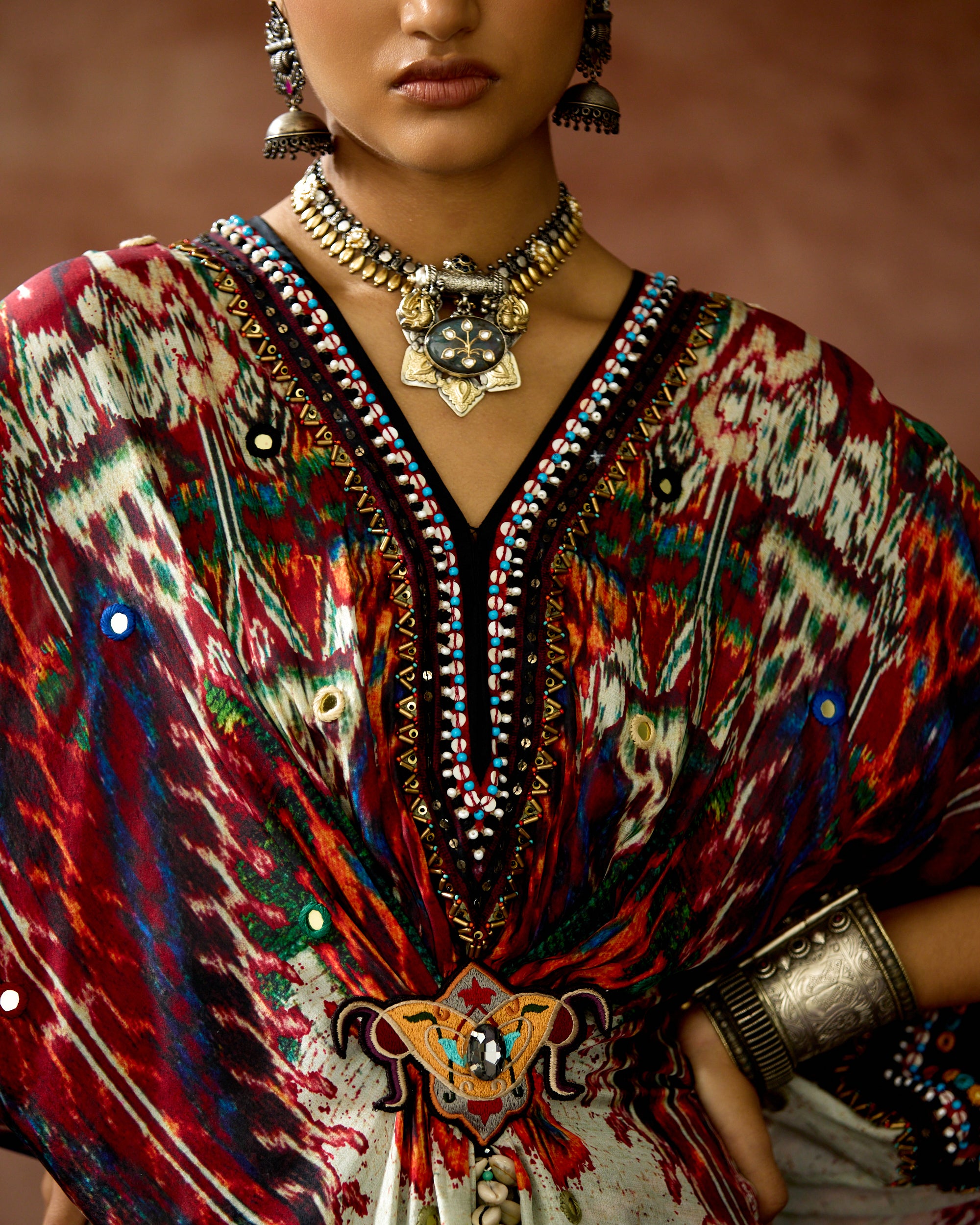 Kasbah : Maya/Sonth - Beige/Maroon