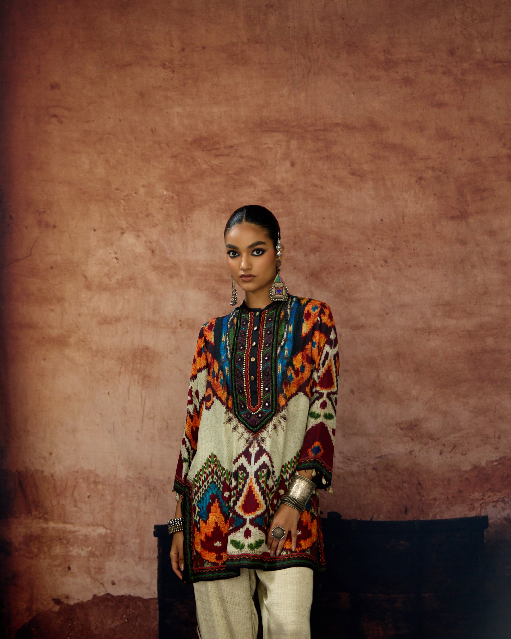 Kasbah : Resham - Eggshell/Orange