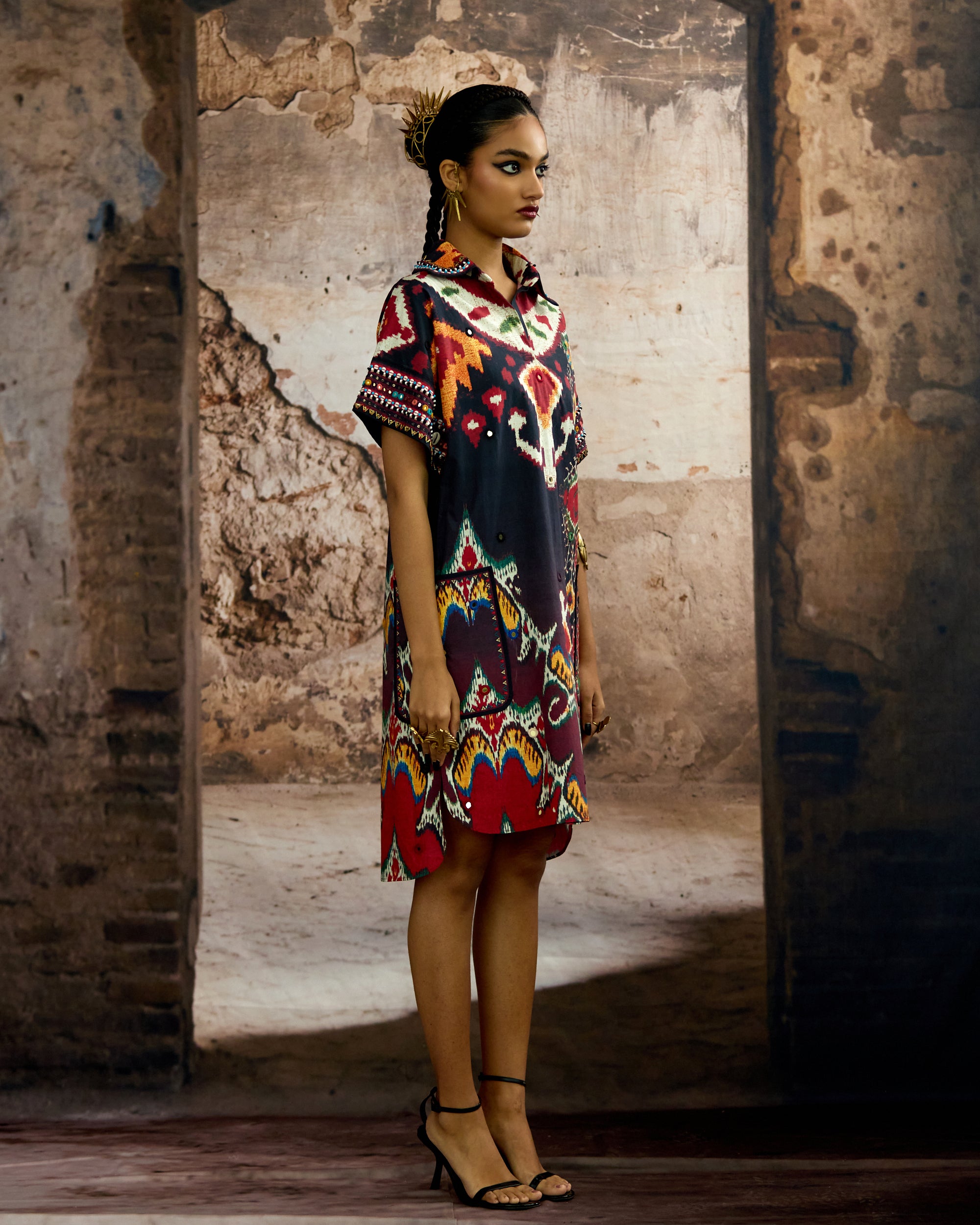 Kasbah : Silvia - Black/Maroon