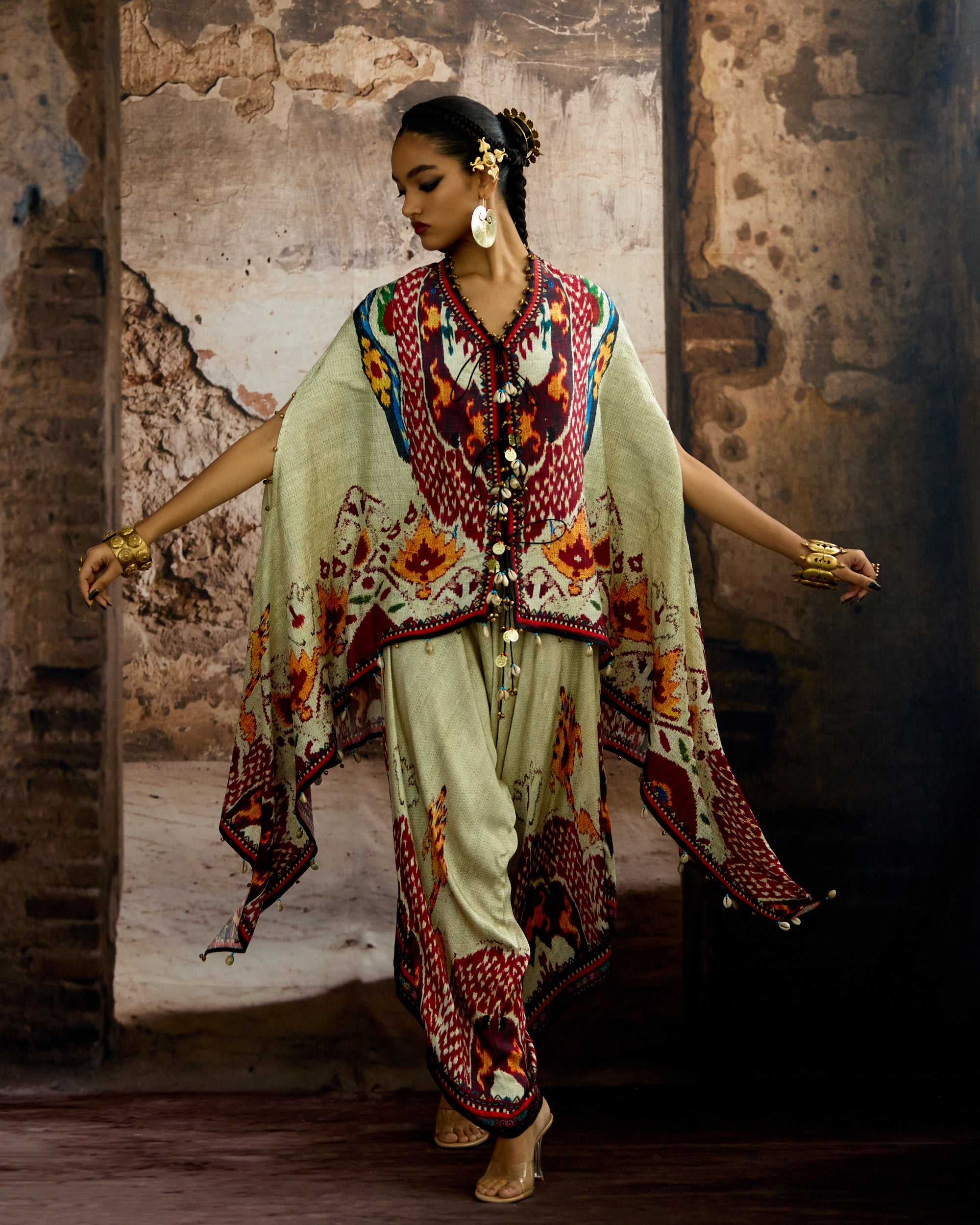 Kasbah : Prisha - Eggshell/Red