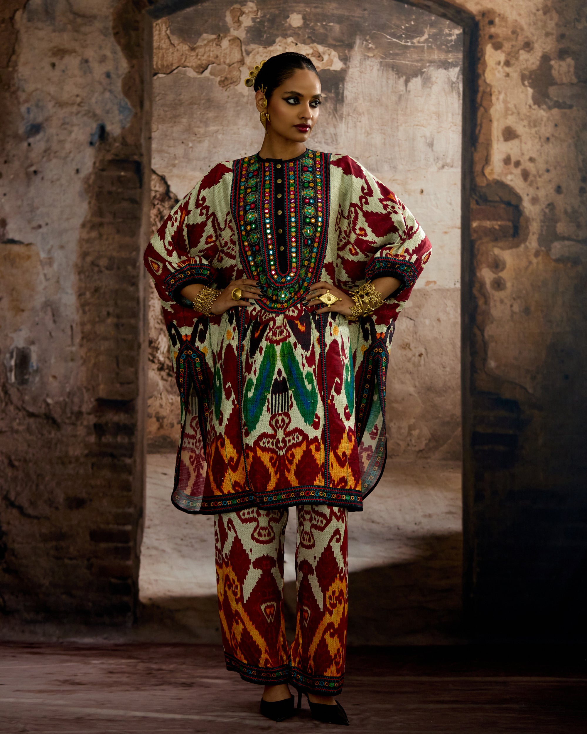 Kasbah : Myra - Beige/Red
