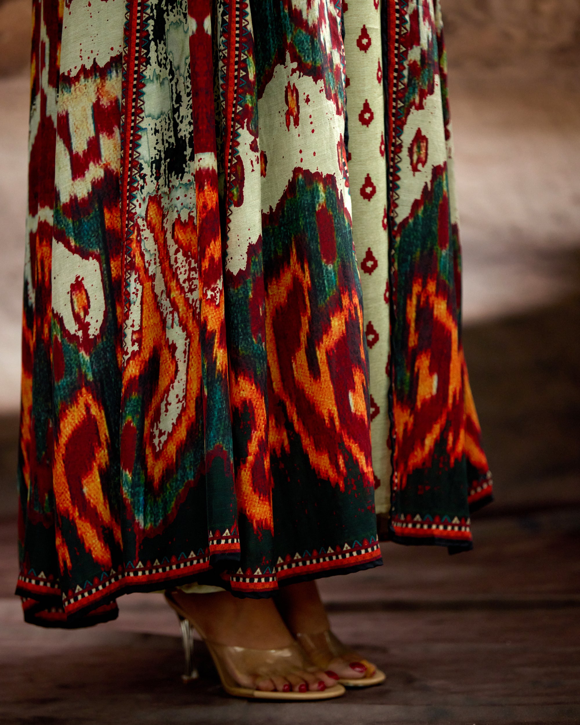 Kasbah : Aziza - Beige/Maroon