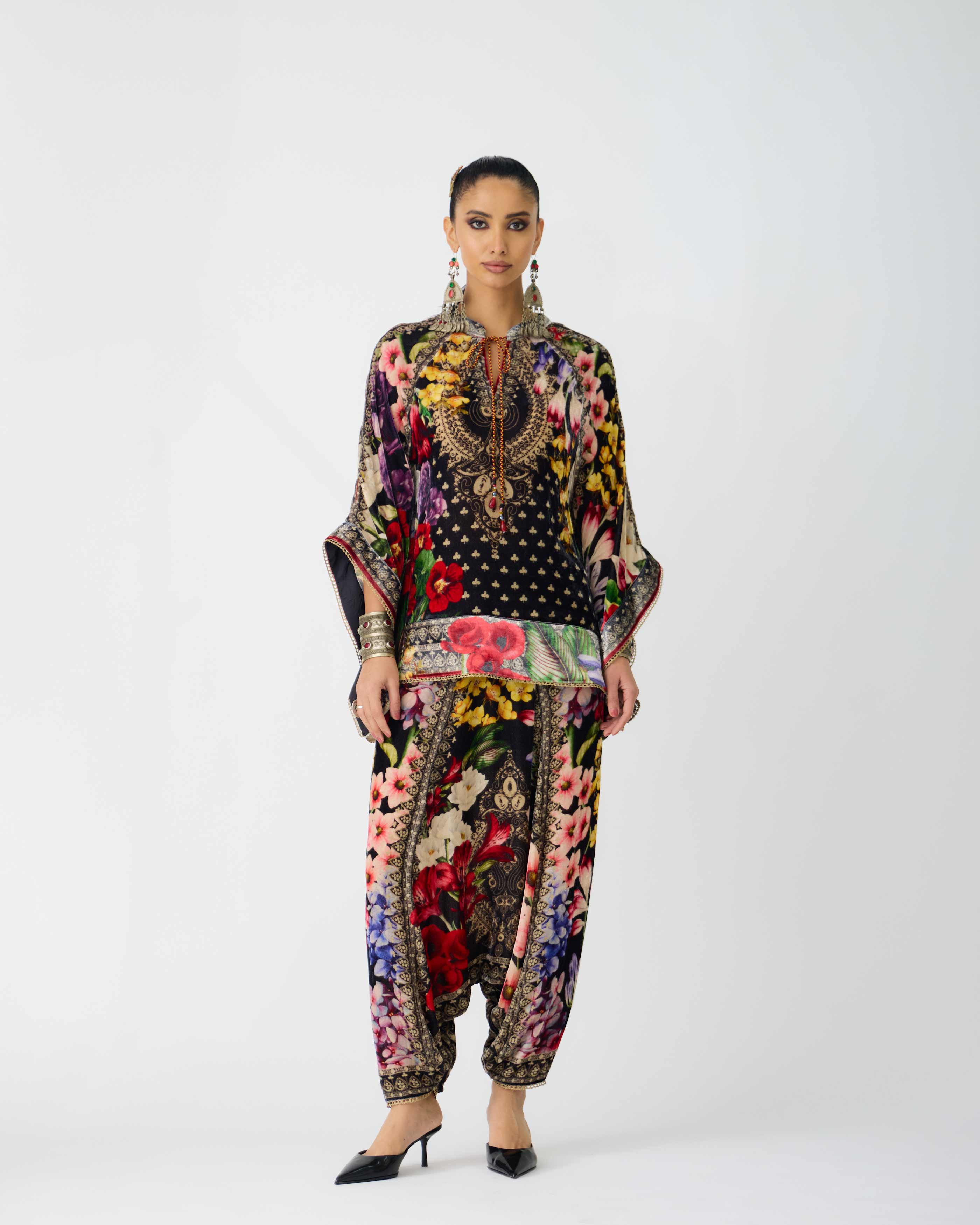 Zubaida : Ramona/Sonth - Black