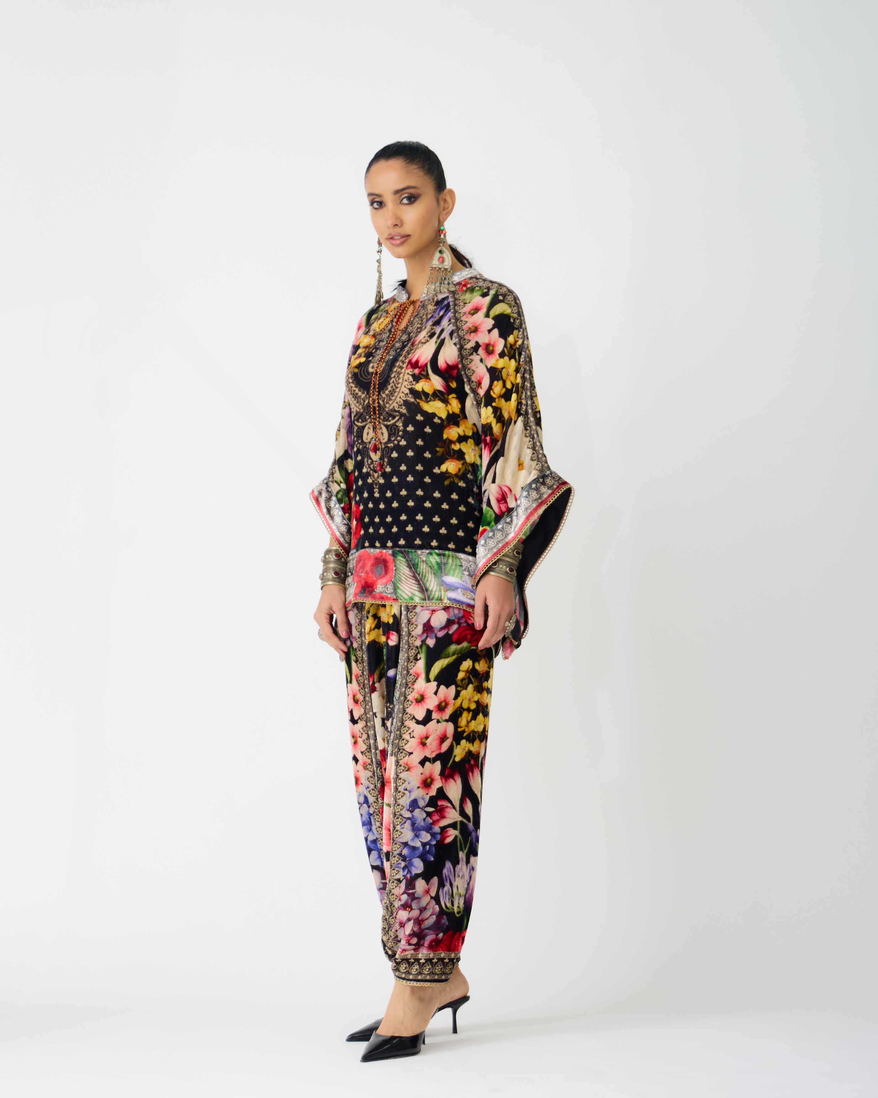 Zubaida : Ramona/Sonth - Black