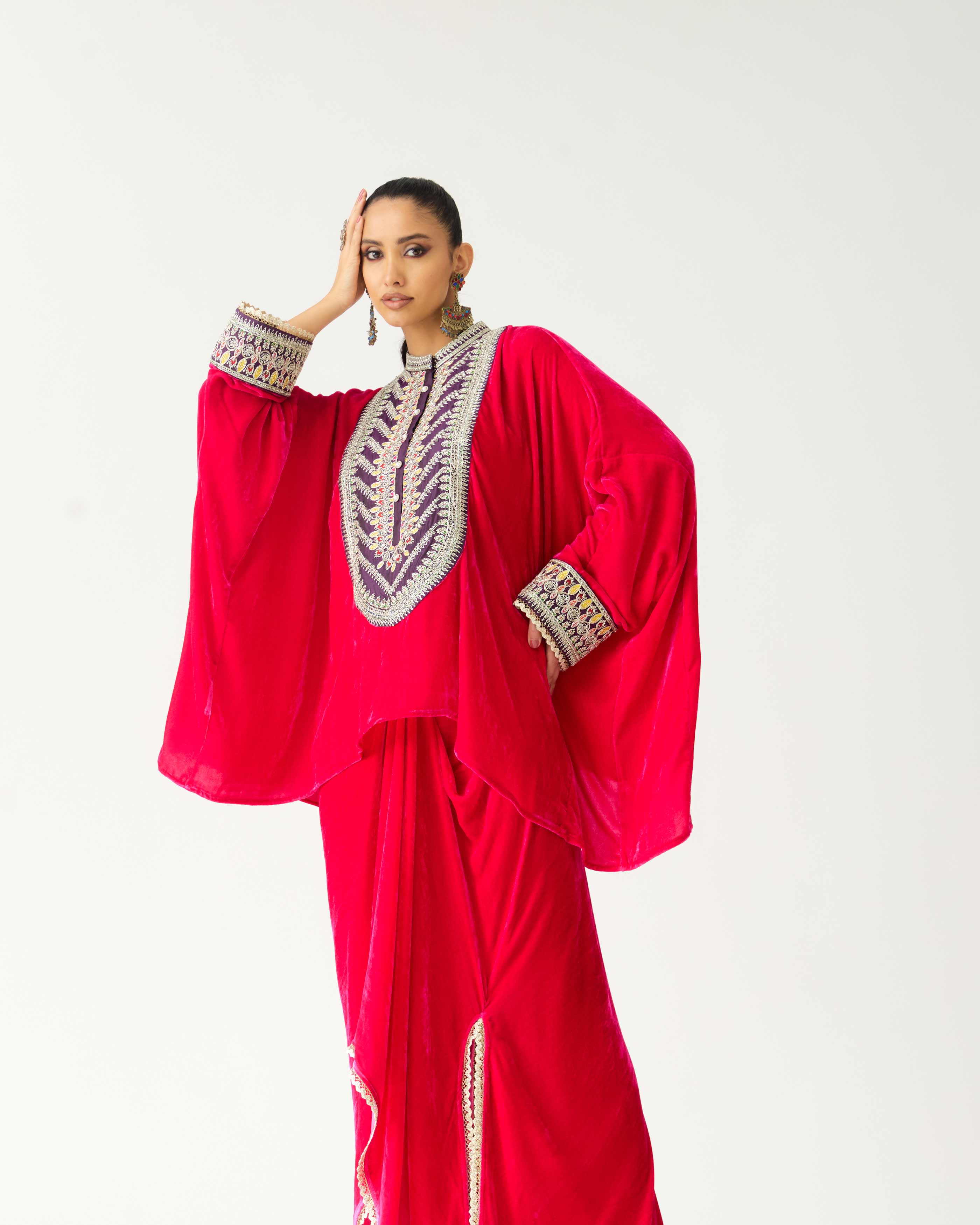 Zubaida : Insha - Hot Pink