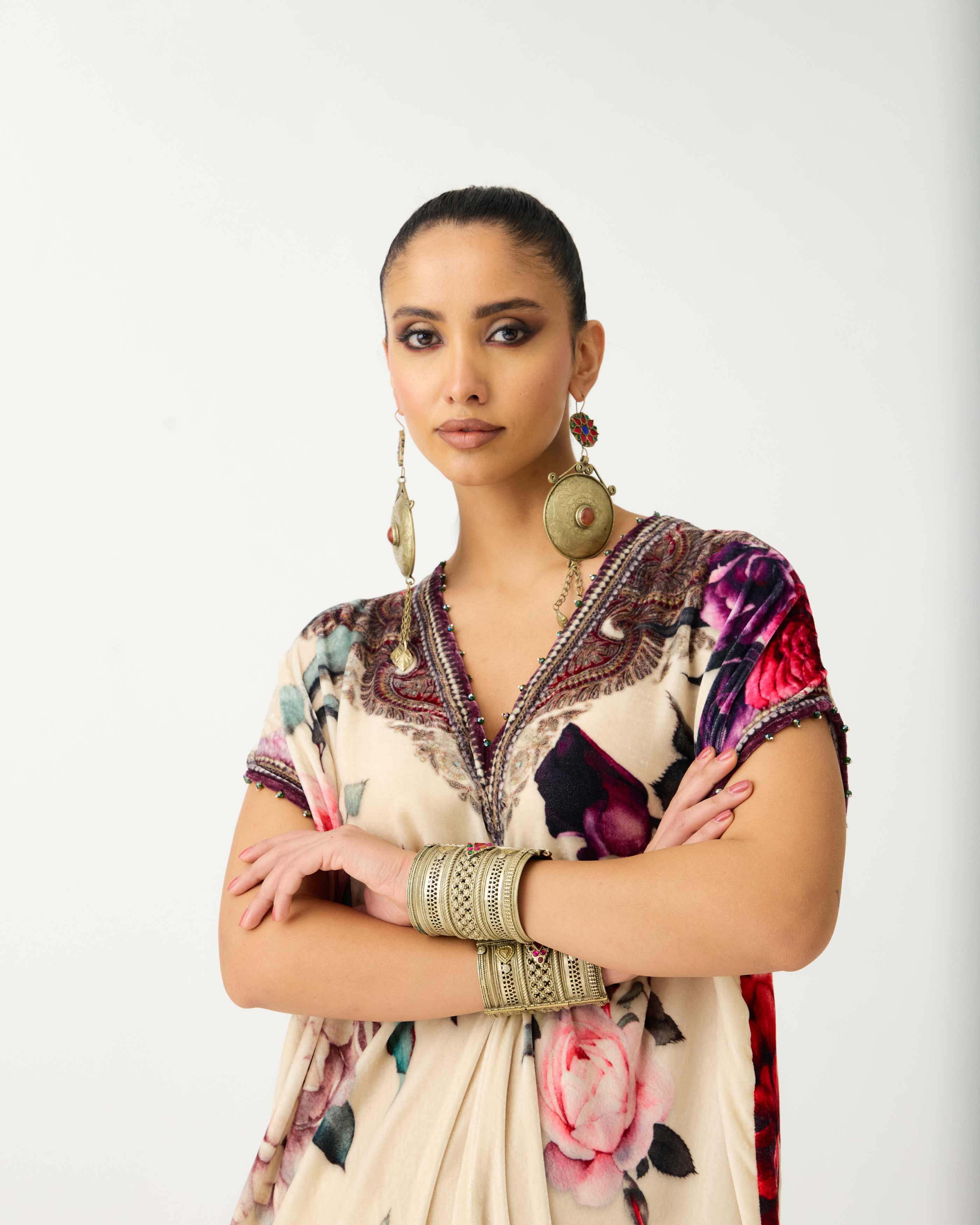 Zubaida : Safina - Eggshell