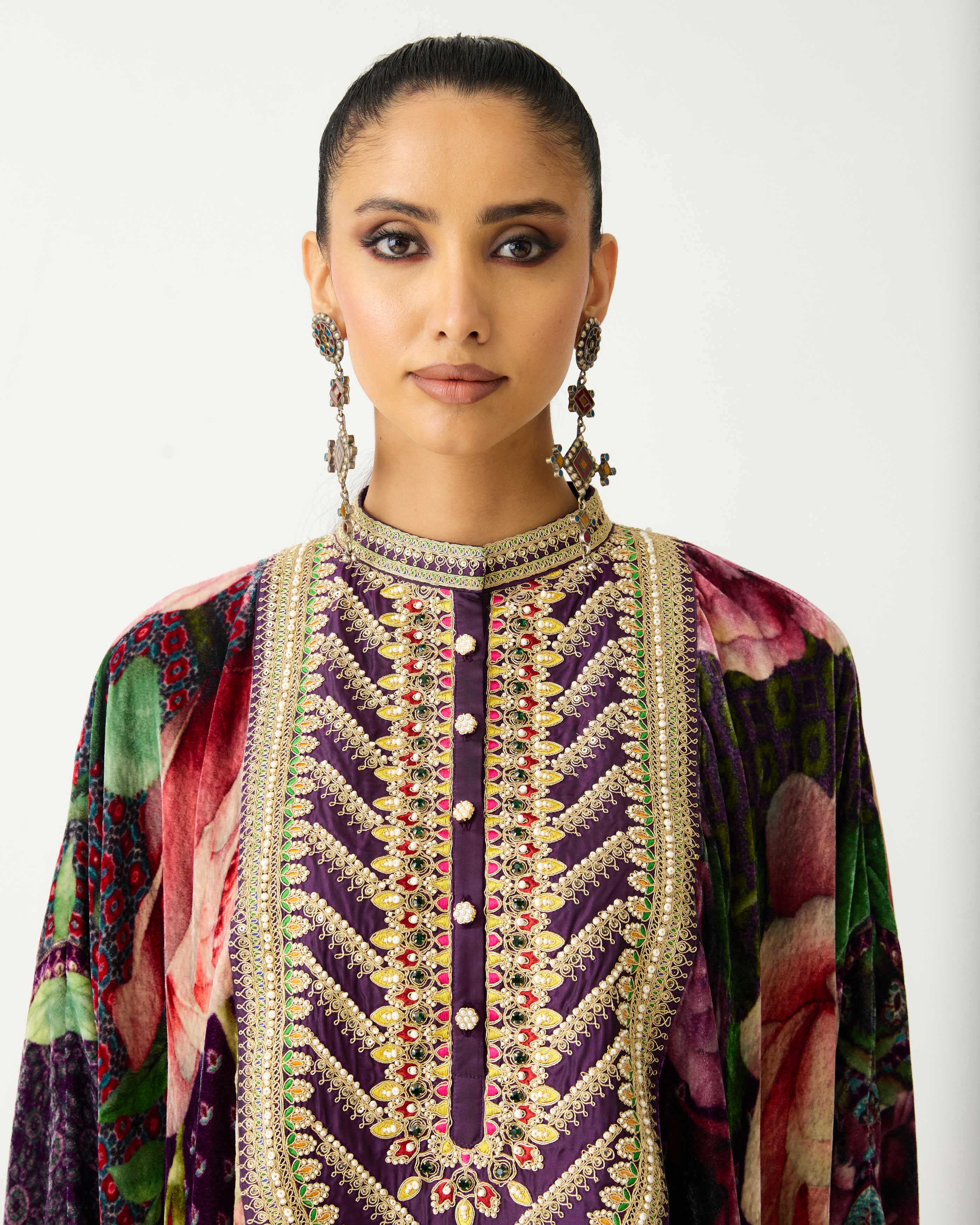 Zubaida : Insha - Plum Rose