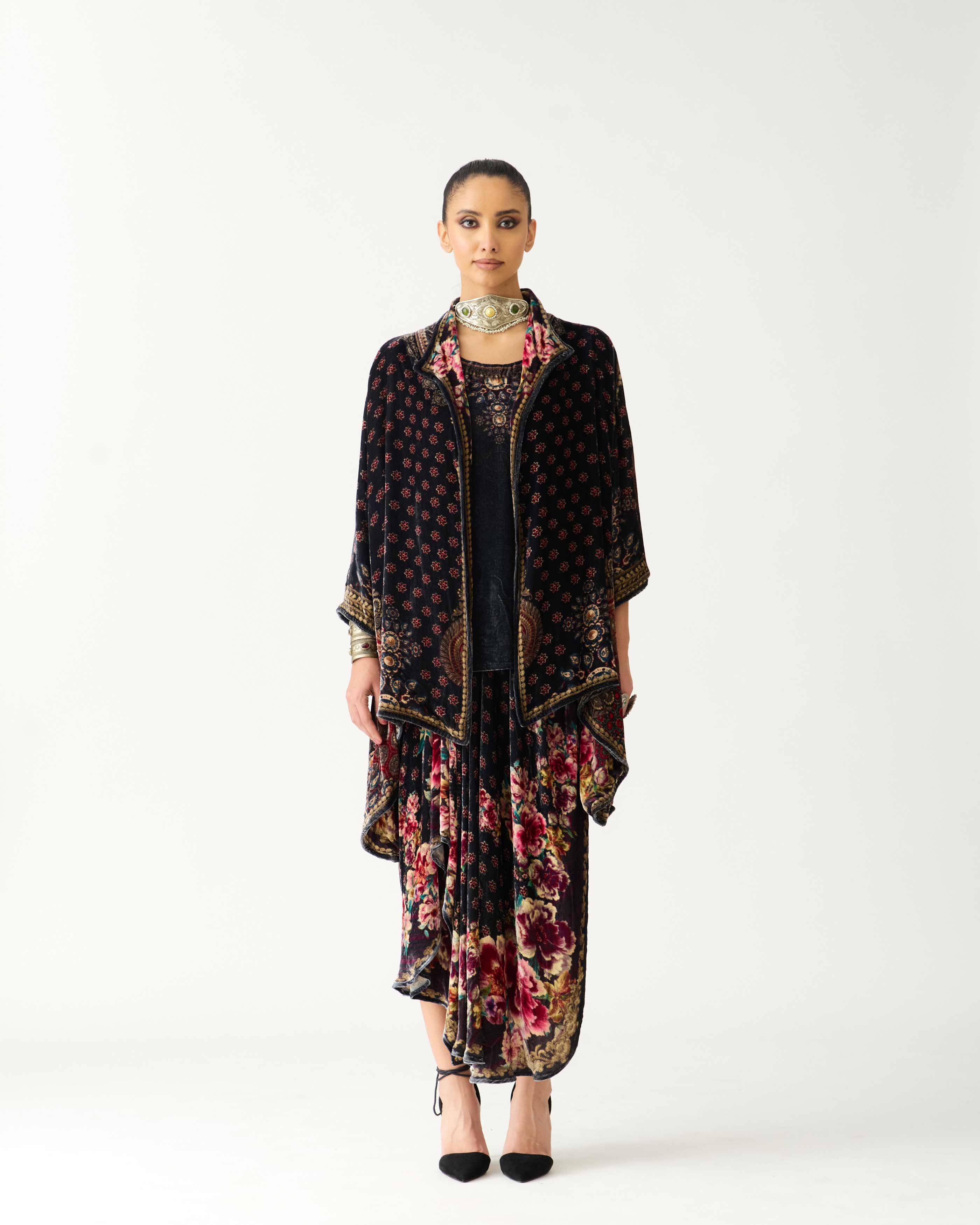 Zubaida : Adhira/Chandice - Black