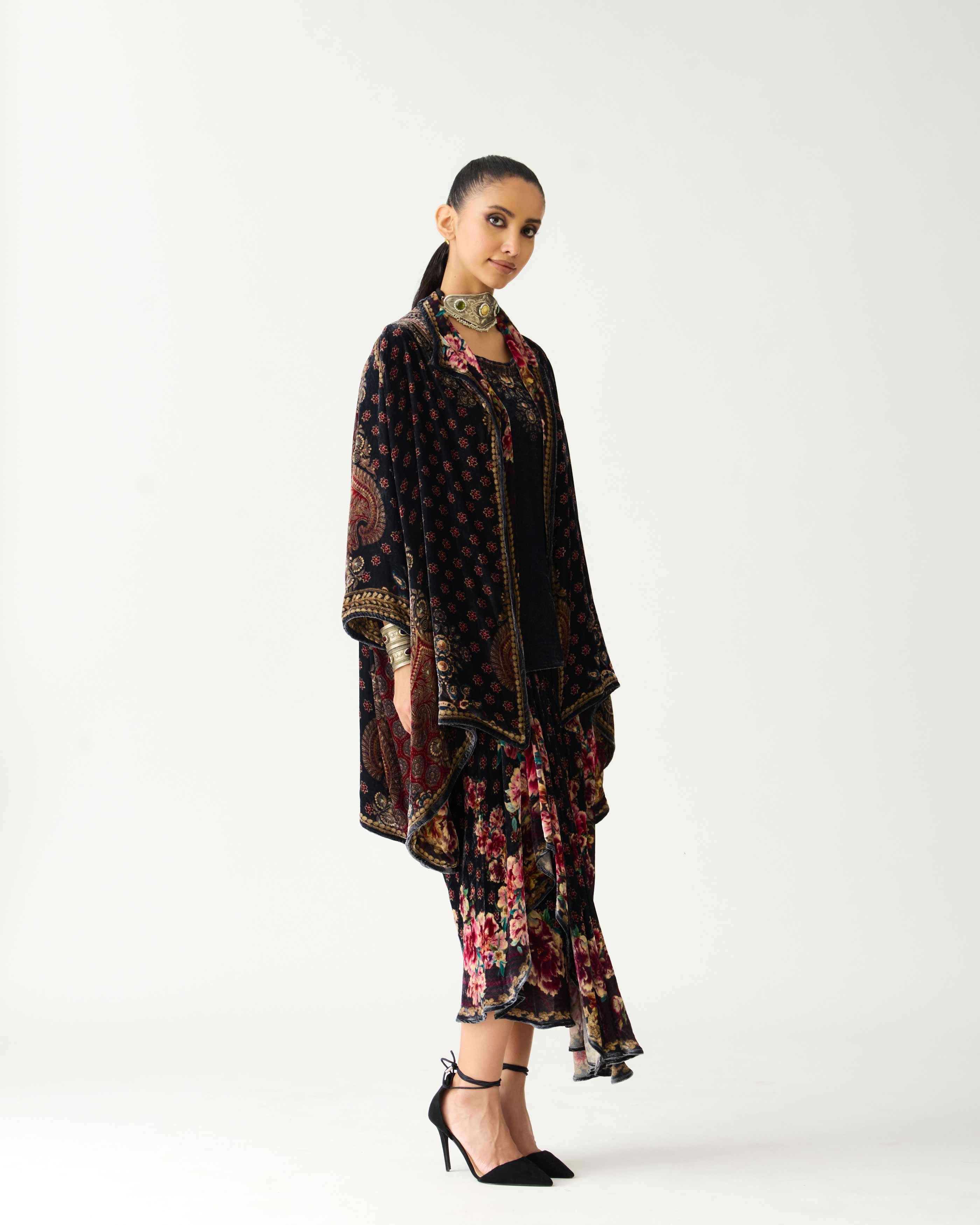 Zubaida : Adhira/Chandice - Black