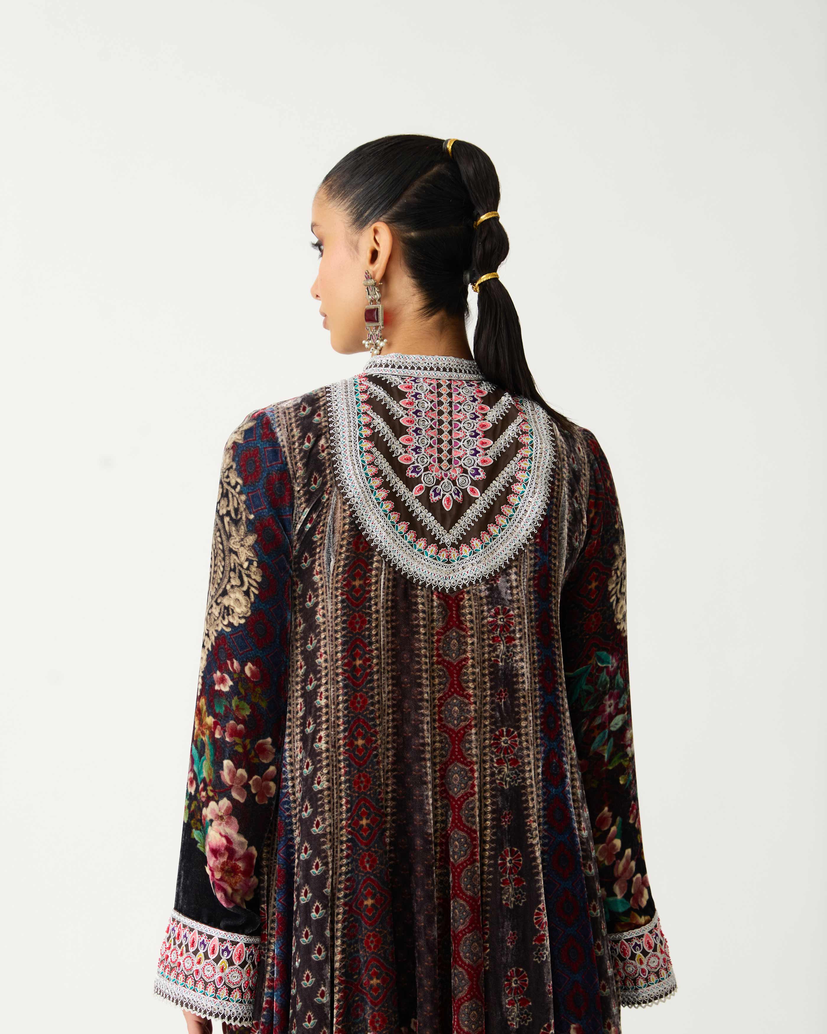 Zubaida : Adisha - BlackBerry