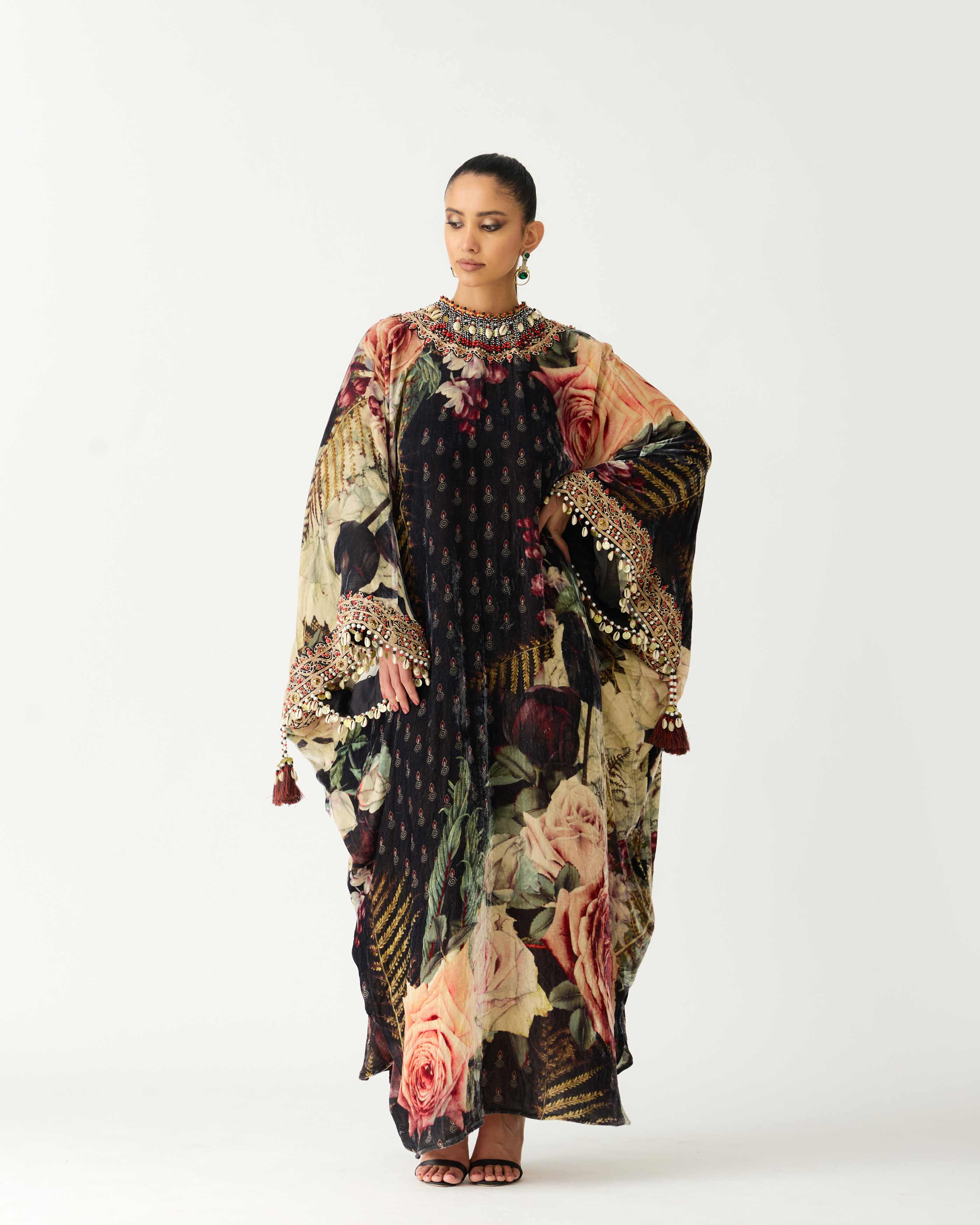 Zubaida : Bambi - Black